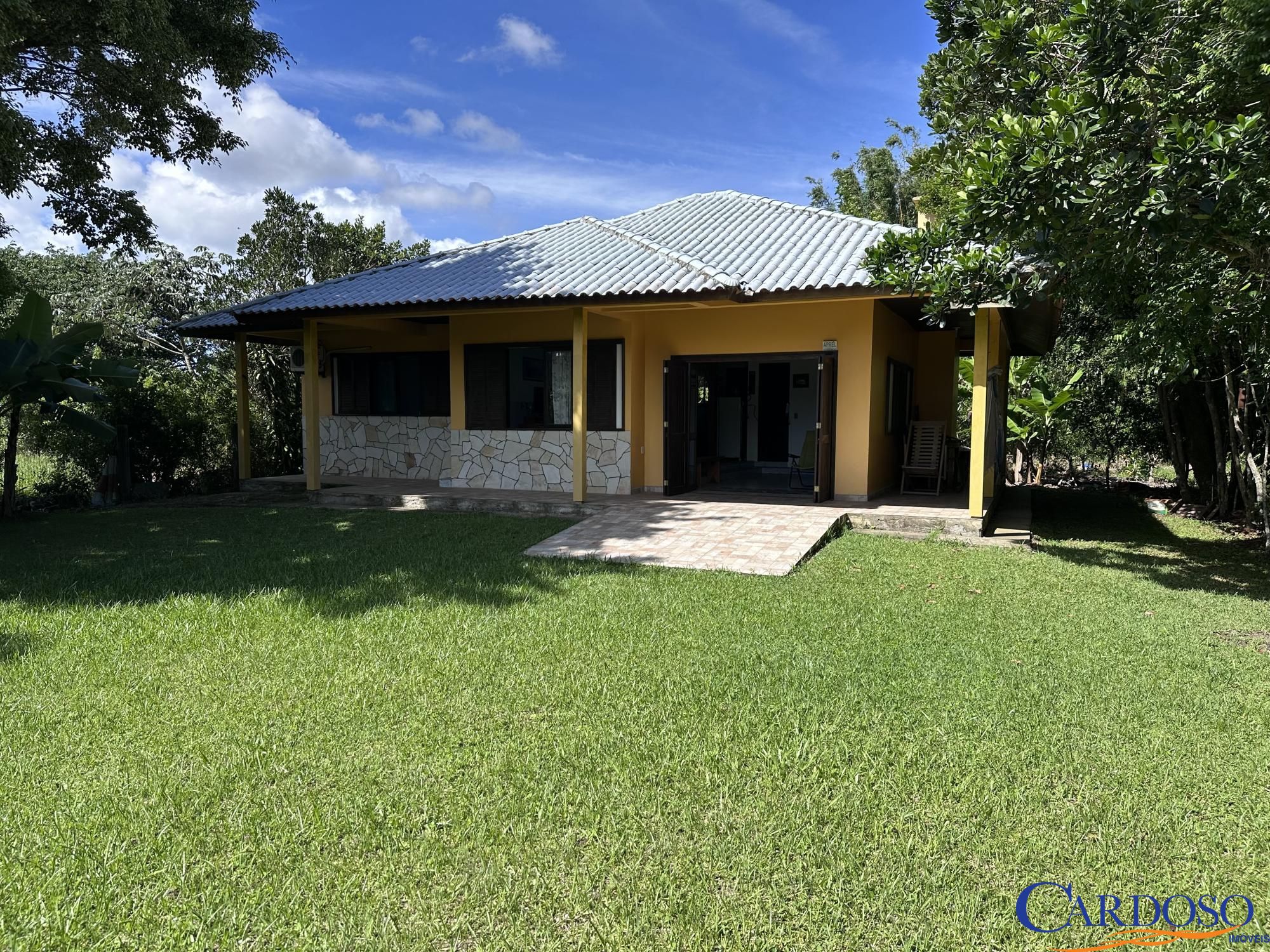 Casa à venda  no Arroio Novo - Arroio do Sal, RS. Imóveis