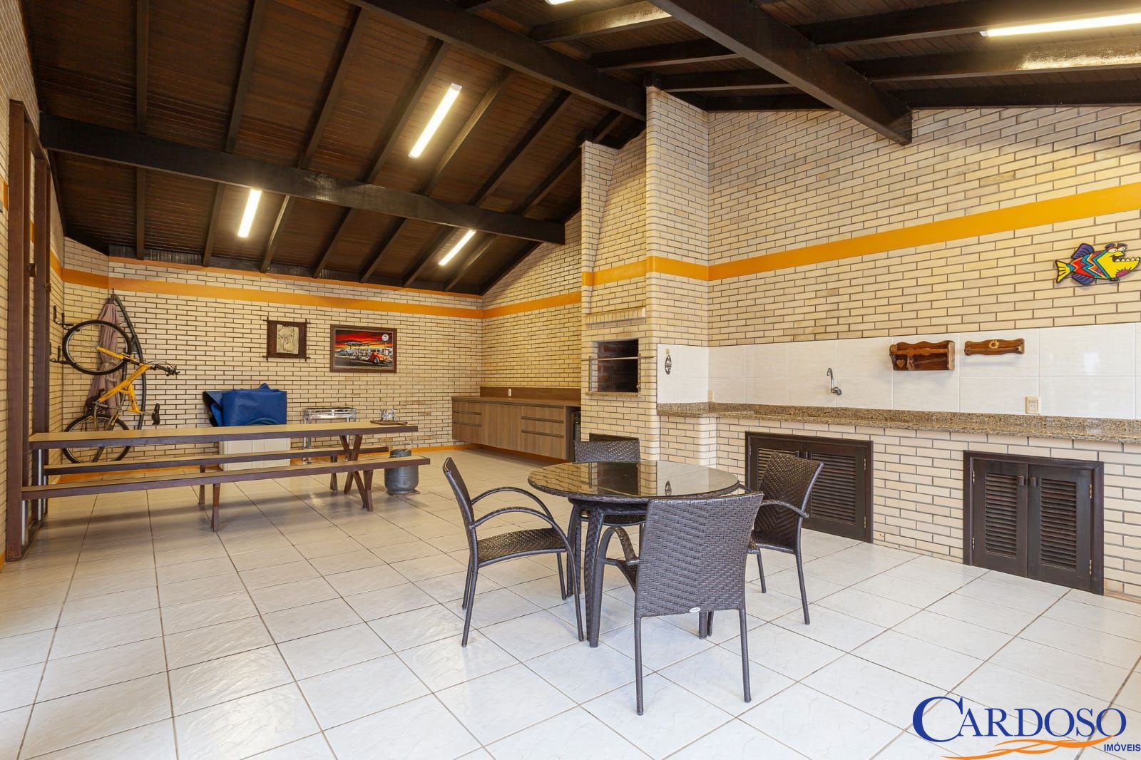 Casa à venda com 4 quartos, 335m² - Foto 23