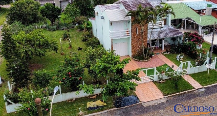 Casa à venda com 4 quartos, 250m² - Foto 4