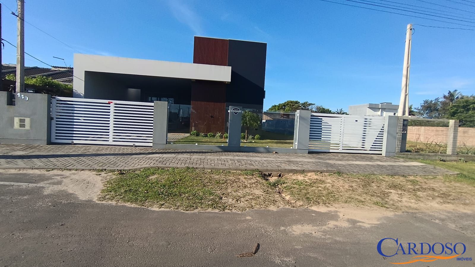 Casa, 3 quartos, 157 m² - Foto 1