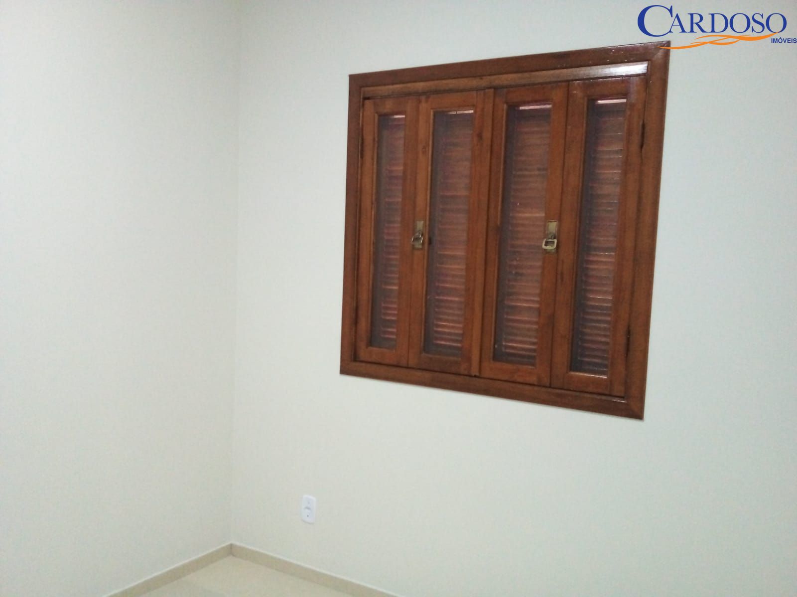 Casa à venda com 3 quartos, 93m² - Foto 14