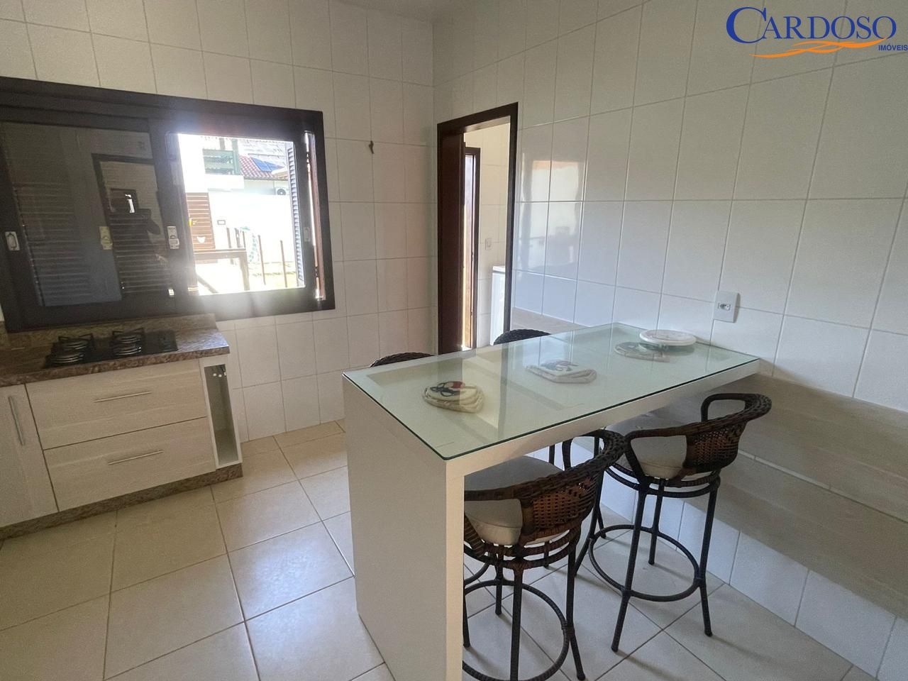 Casa à venda com 4 quartos, 240m² - Foto 12