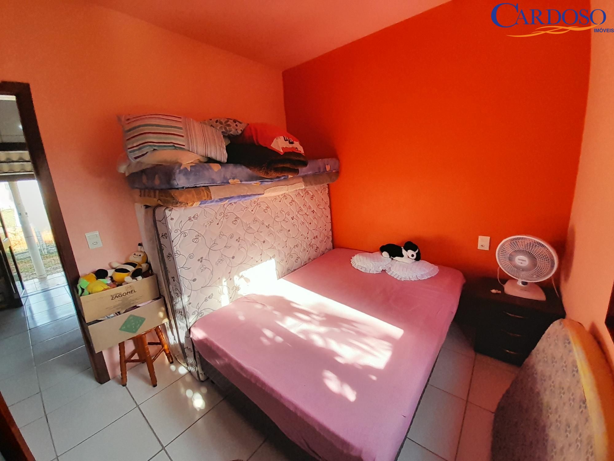 Casa à venda com 2 quartos, 110m² - Foto 11