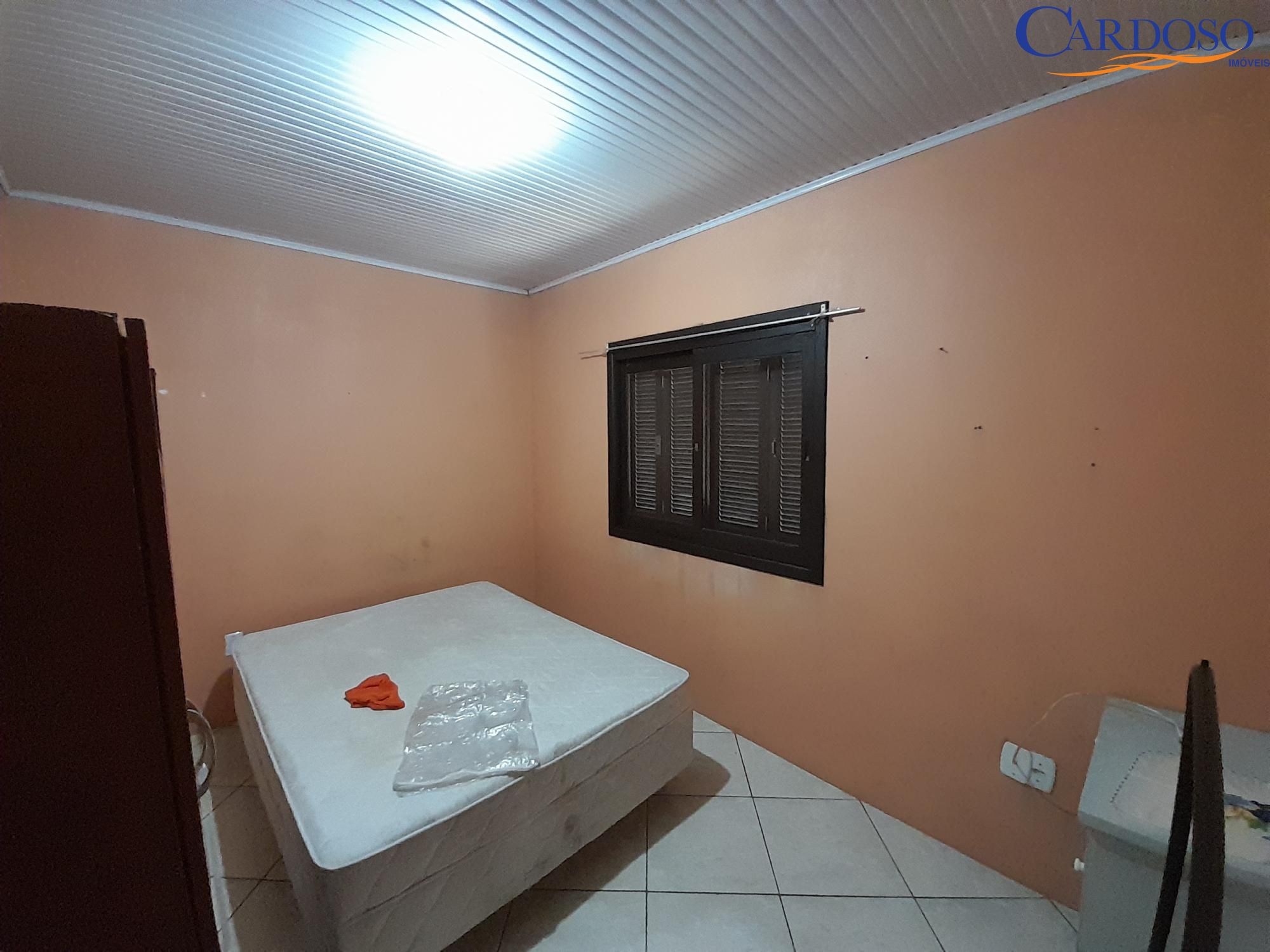 Casa à venda com 4 quartos, 200m² - Foto 22