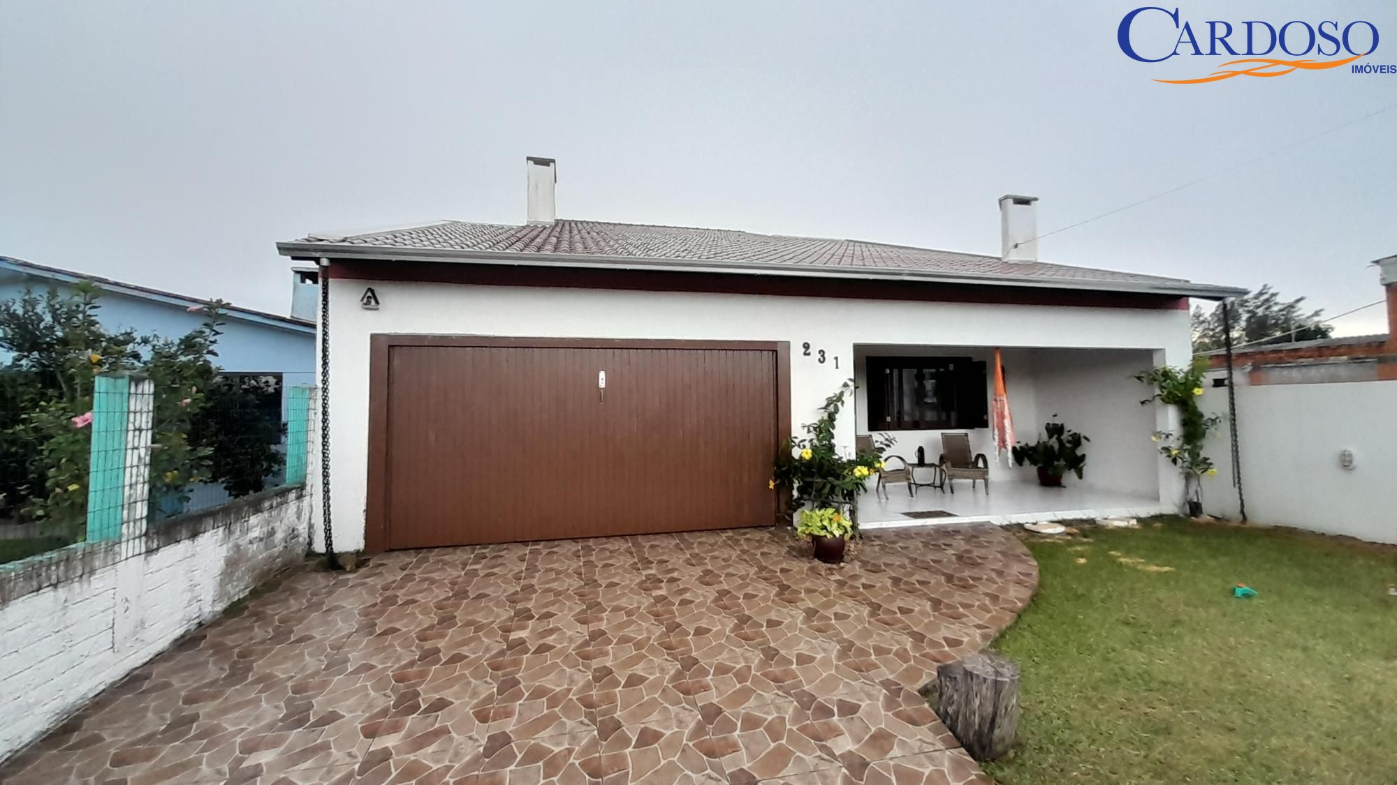 Casa, 4 quartos, 210 m² - Foto 1