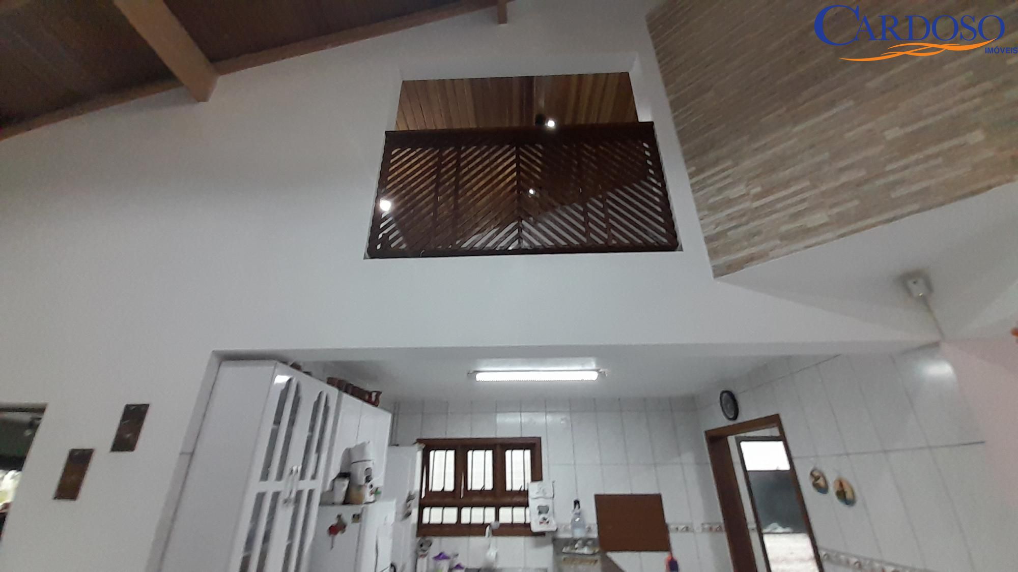 Casa à venda com 4 quartos, 210m² - Foto 33