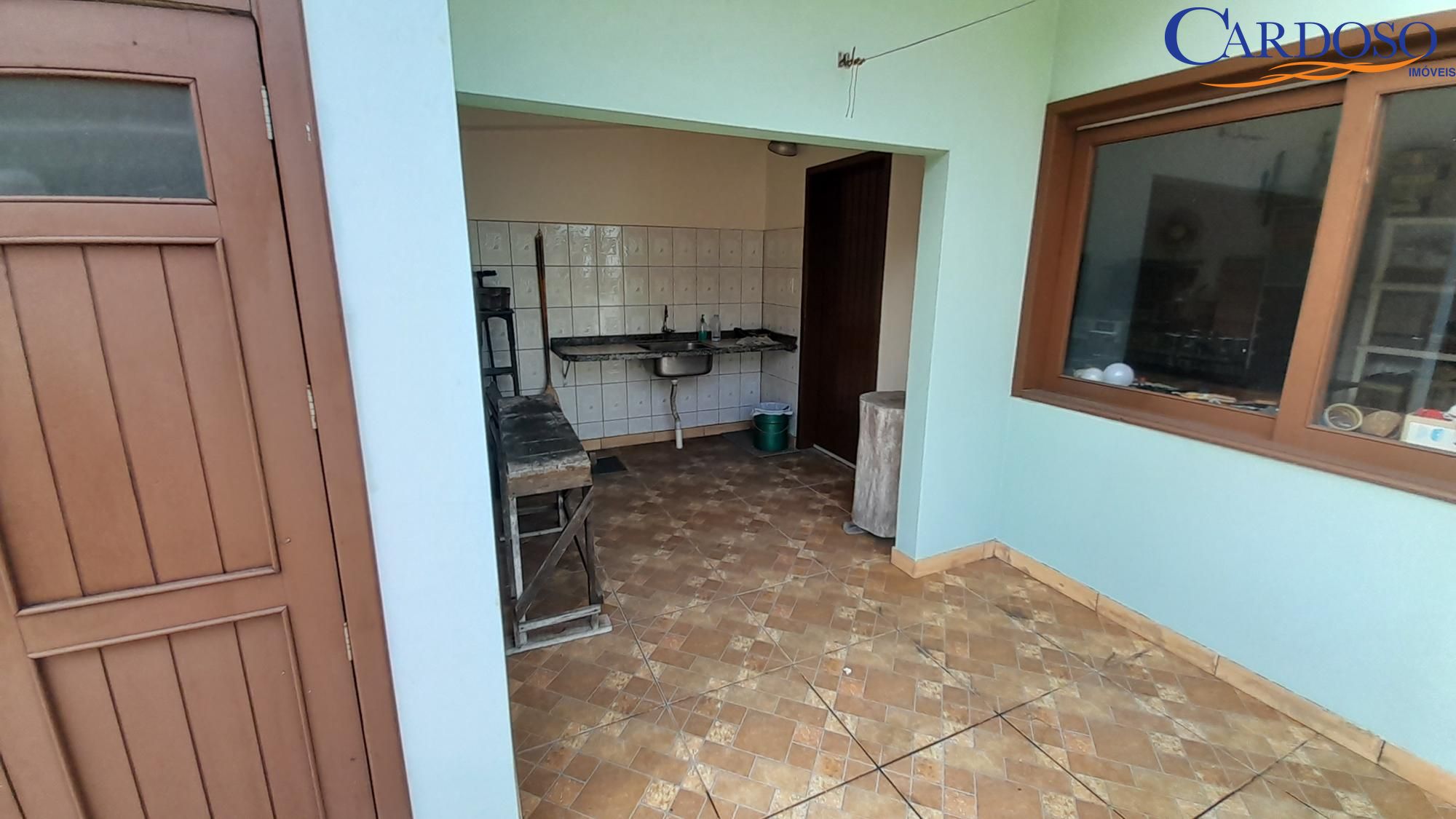 Casa à venda com 3 quartos, 305m² - Foto 27