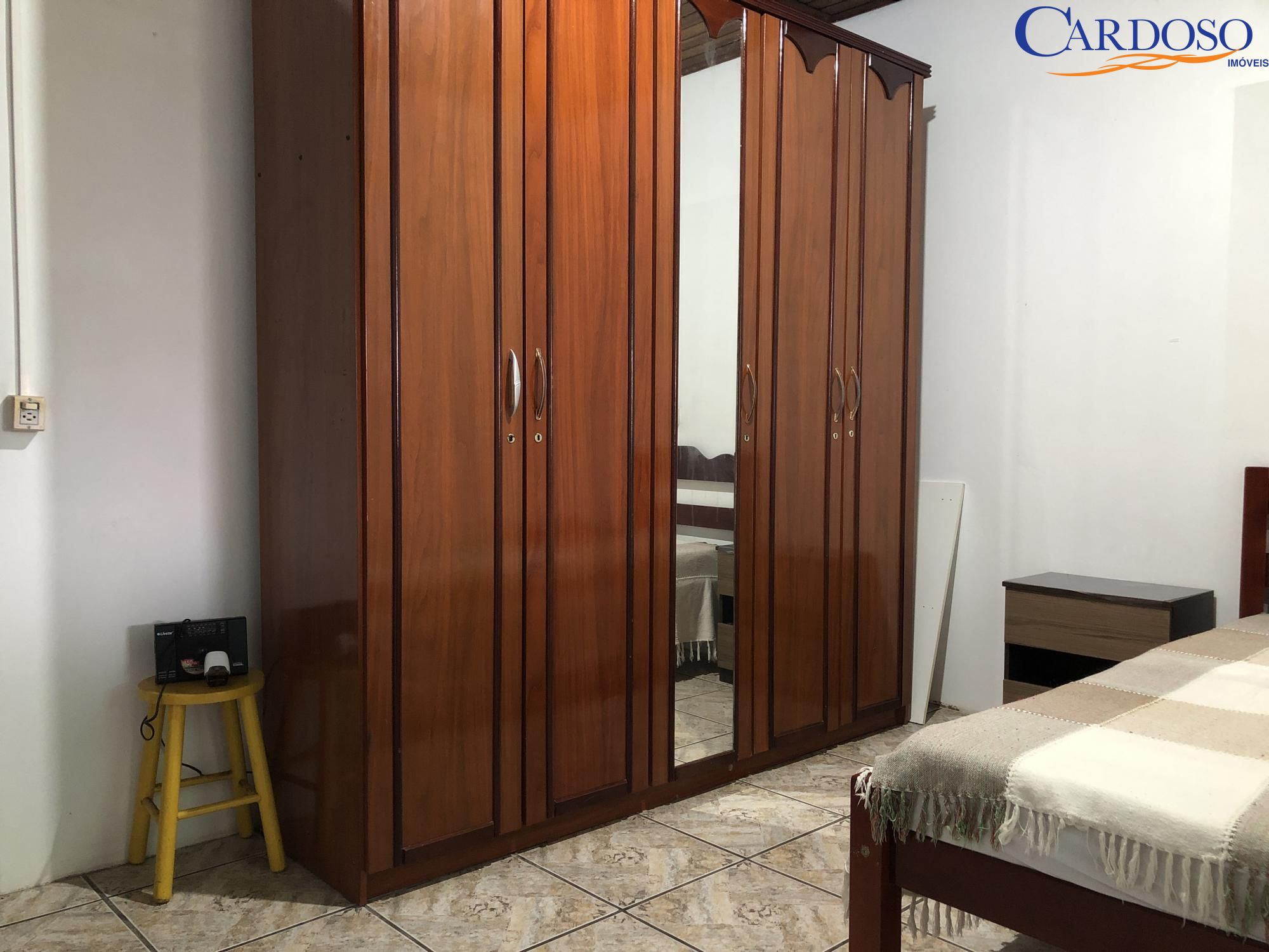 Casa à venda com 5 quartos, 230m² - Foto 14