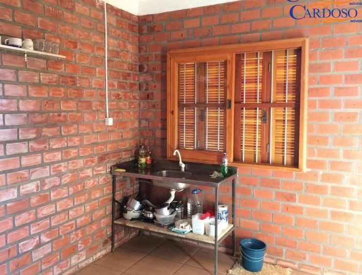 Casa à venda com 2 quartos, 50m² - Foto 14