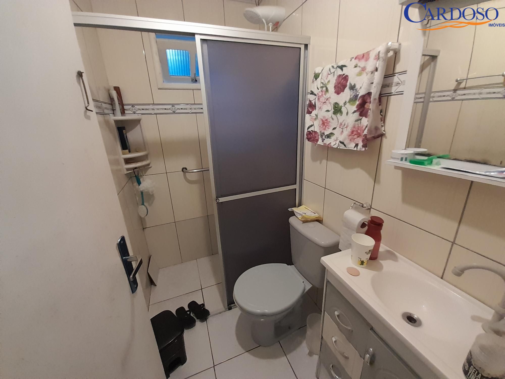 Casa à venda com 2 quartos, 90m² - Foto 12