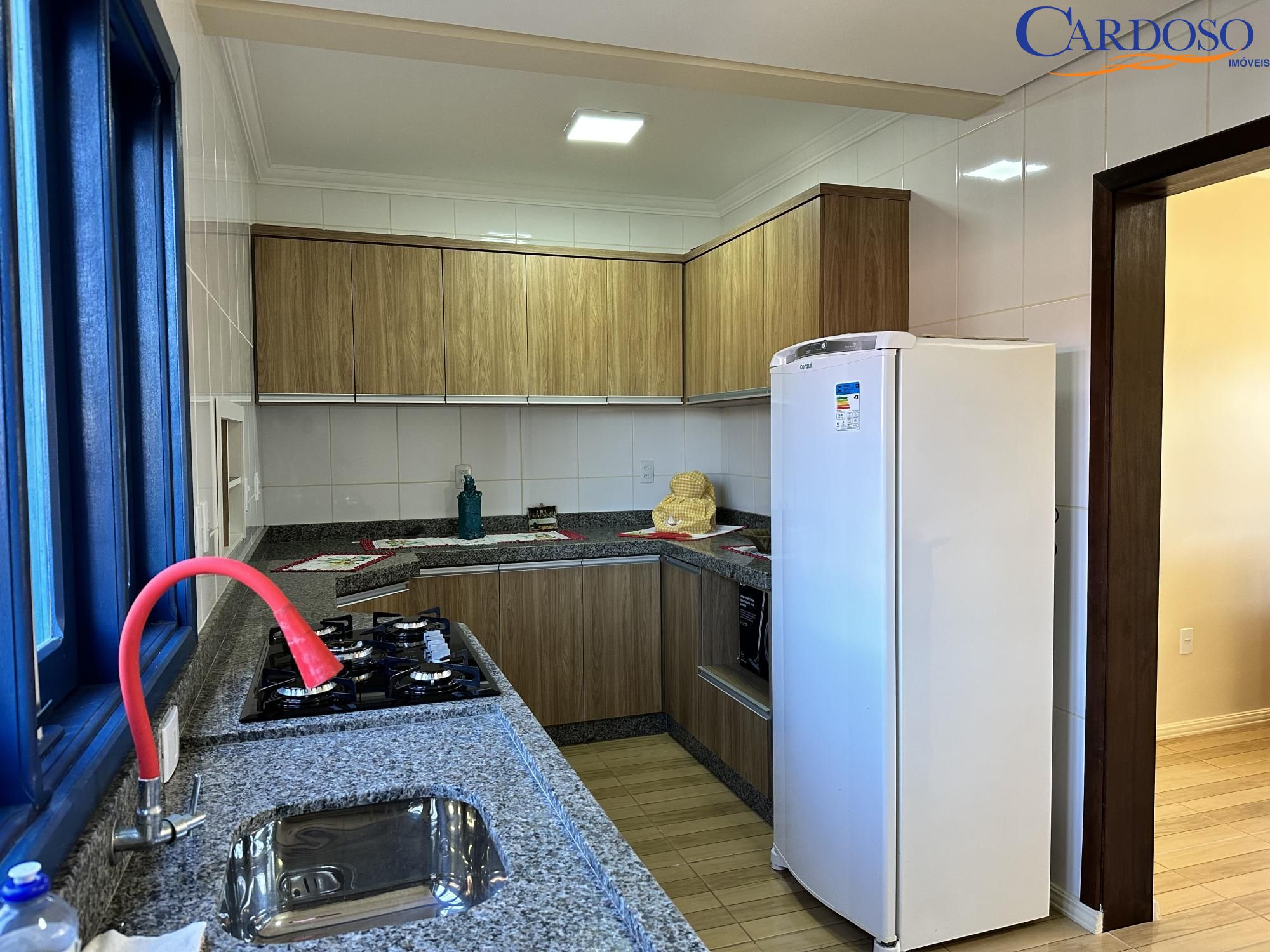 Casa à venda com 4 quartos, 410m² - Foto 9