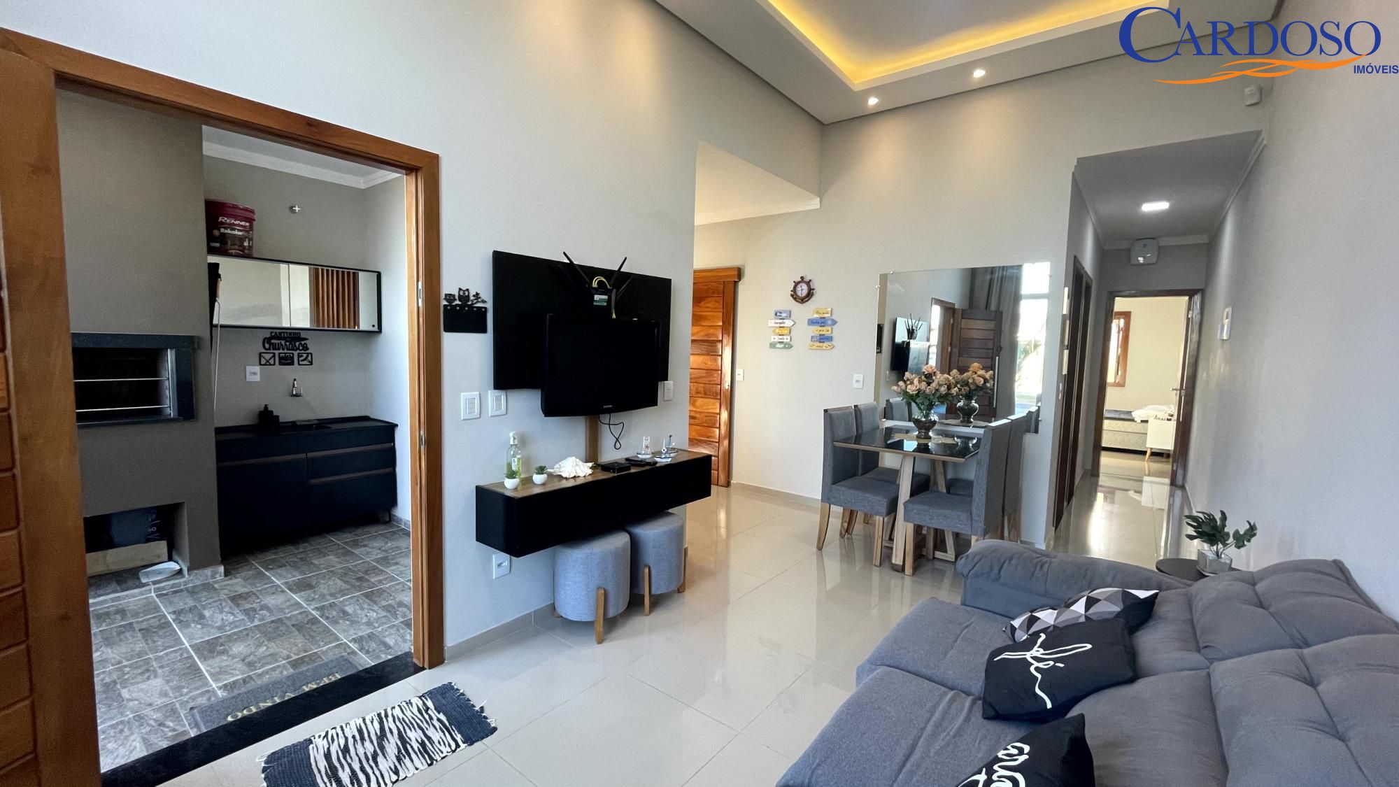 Casa à venda com 2 quartos, 72m² - Foto 12