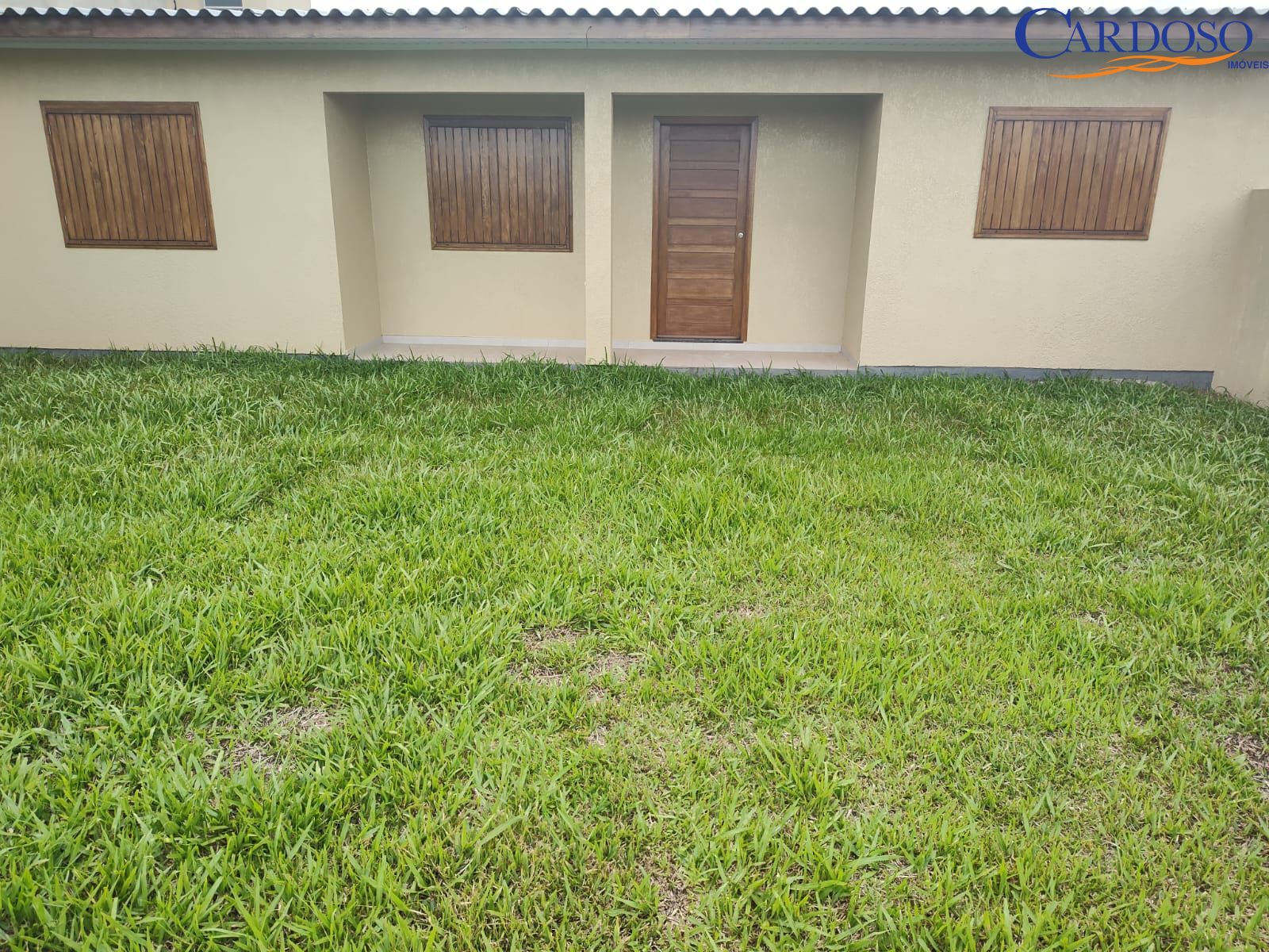 Casa, 2 quartos, 72 m² - Foto 1