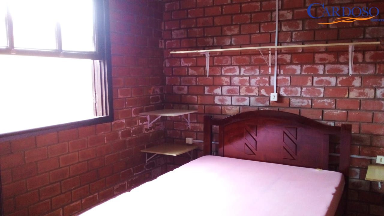Casa à venda com 4 quartos, 272m² - Foto 10