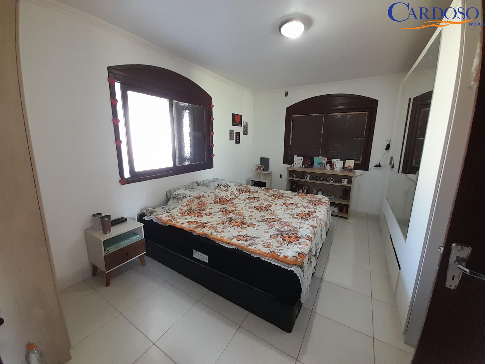 Casa à venda com 6 quartos, 264m² - Foto 21