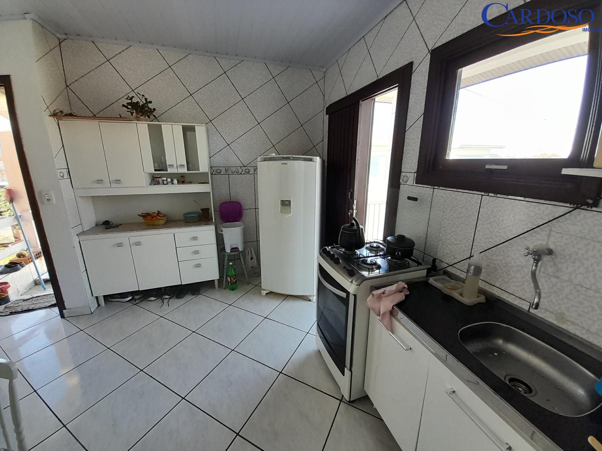 Casa à venda com 4 quartos, 200m² - Foto 7