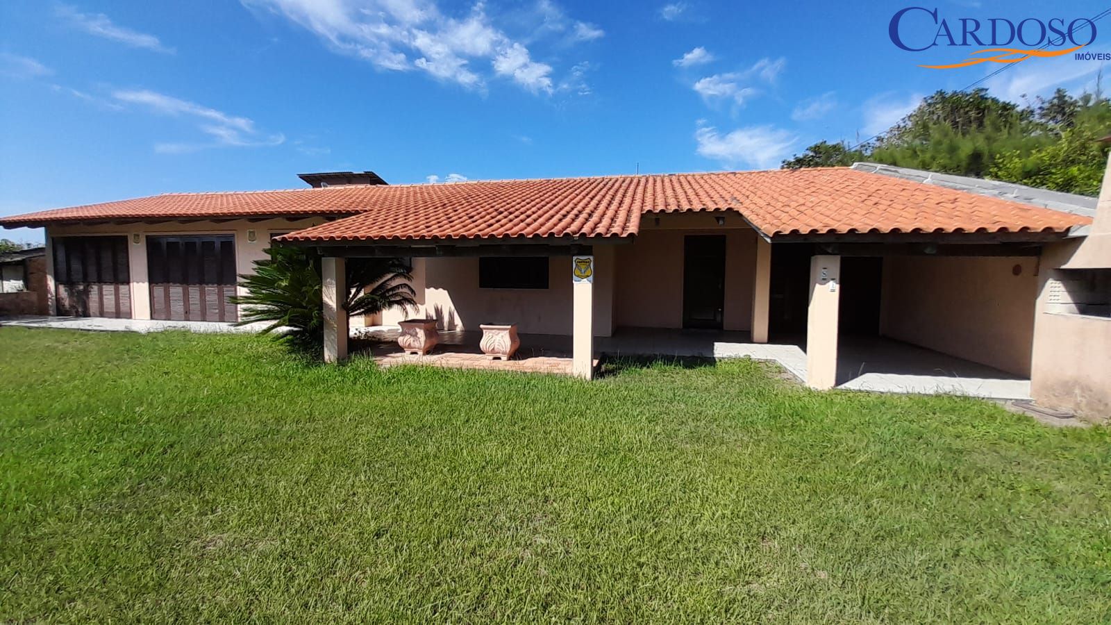 Casa, 3 quartos, 132 m² - Foto 2