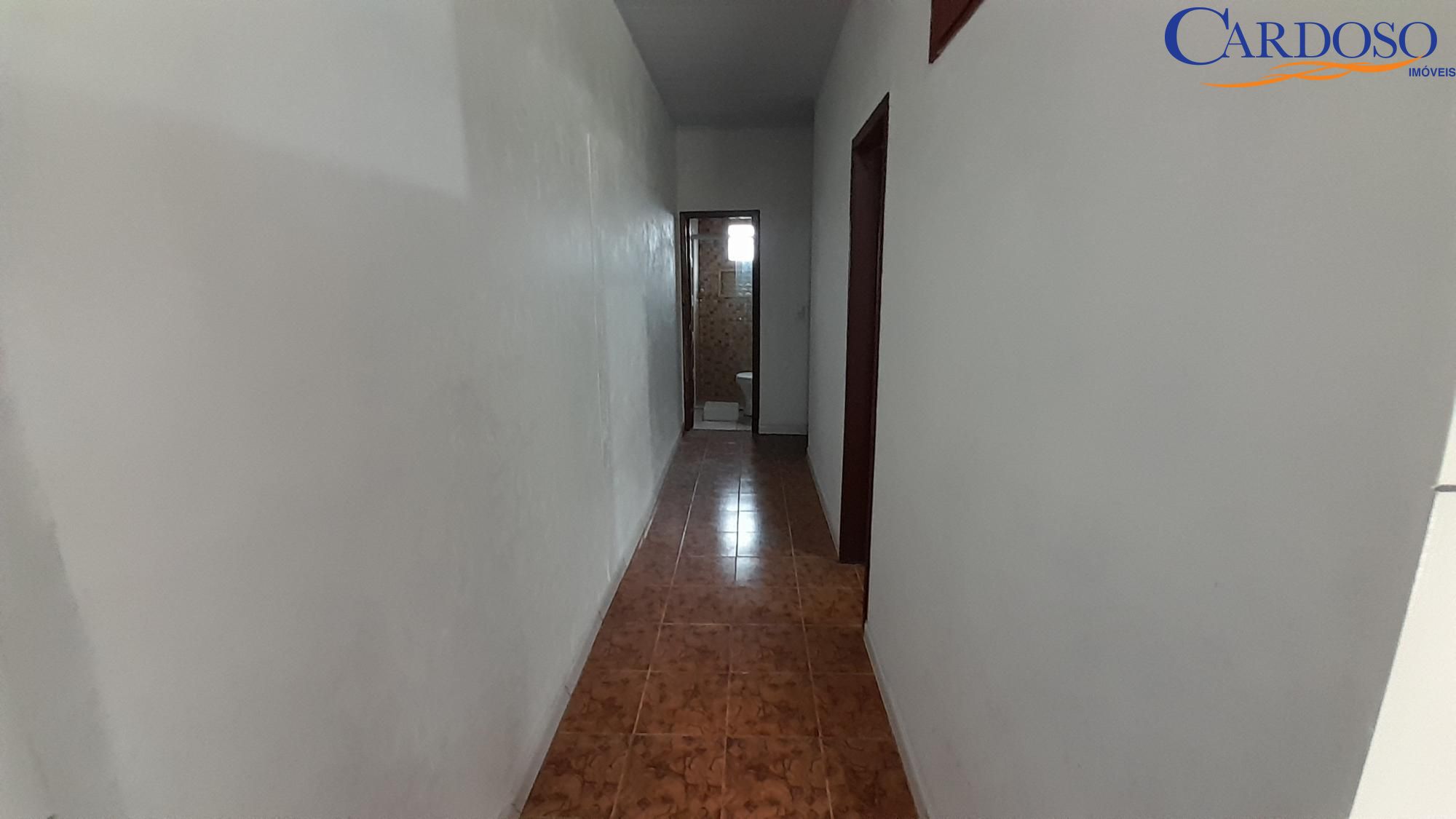 Casa à venda com 4 quartos, 90m² - Foto 15