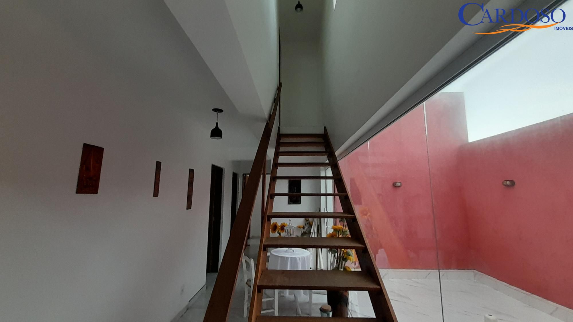 Casa à venda com 4 quartos, 210m² - Foto 18