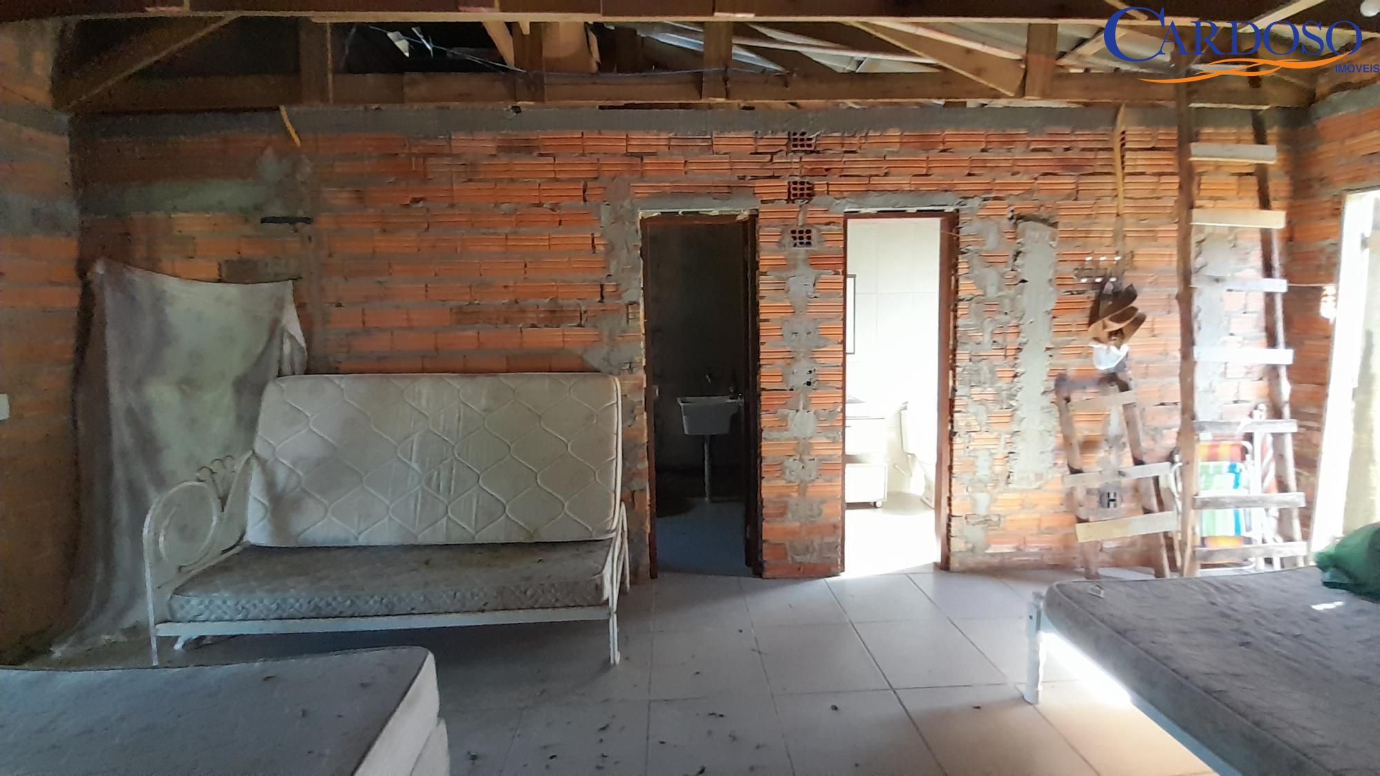 Casa à venda com 1 quarto, 57m² - Foto 5