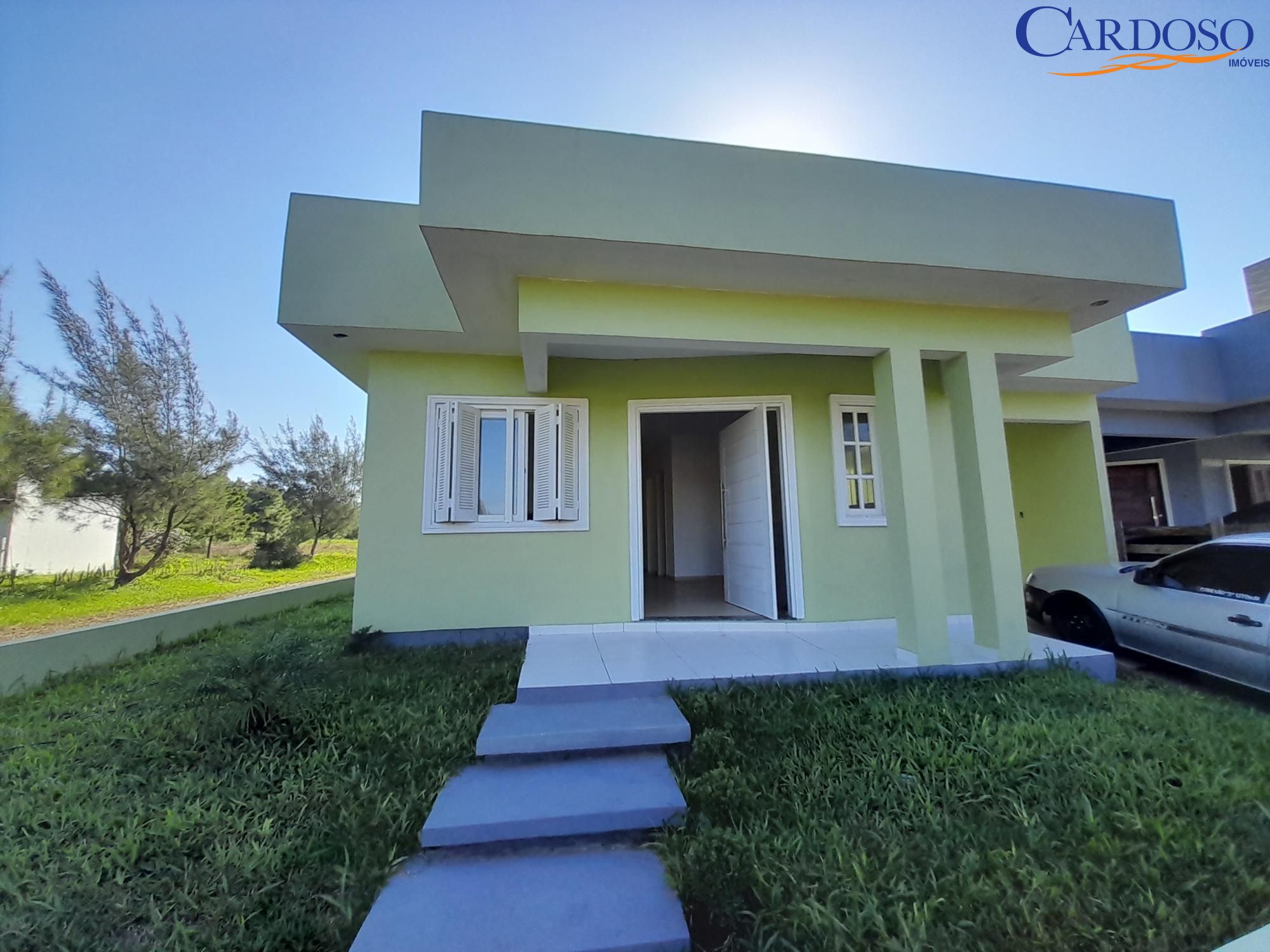 Casa à venda com 3 quartos, 85m² - Foto 1