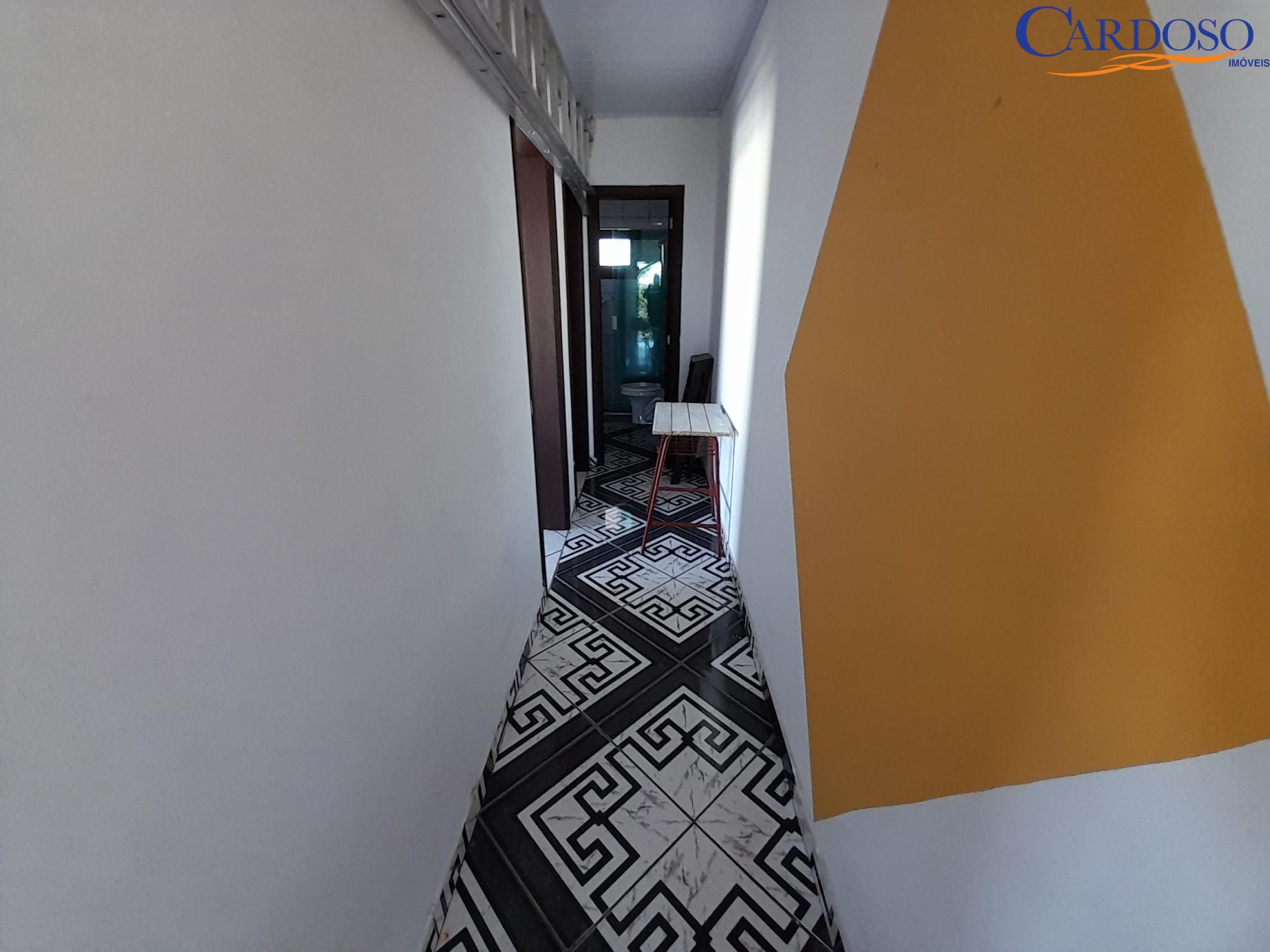 Casa à venda com 4 quartos, 200m² - Foto 11