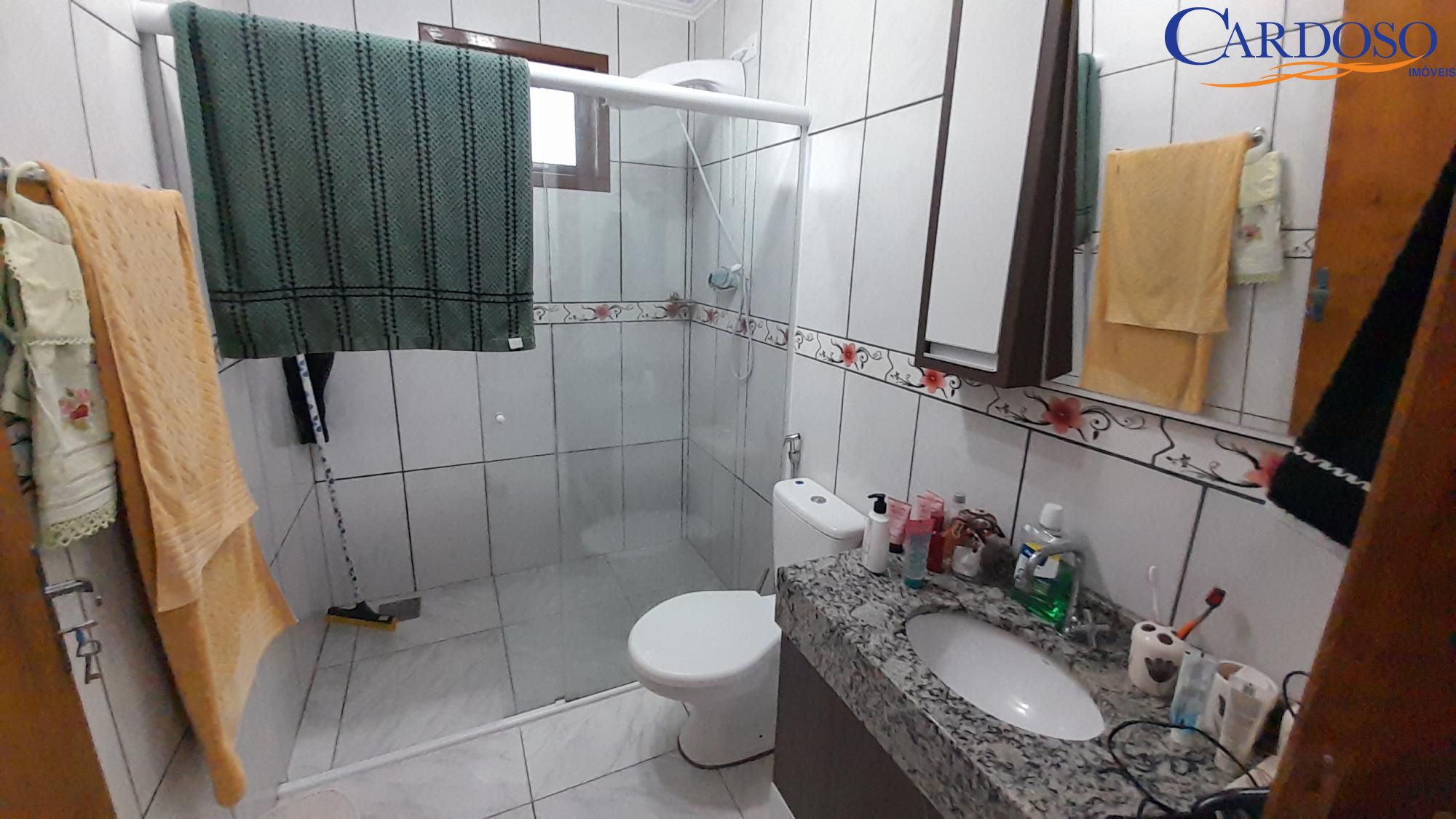 Casa à venda com 4 quartos, 210m² - Foto 20