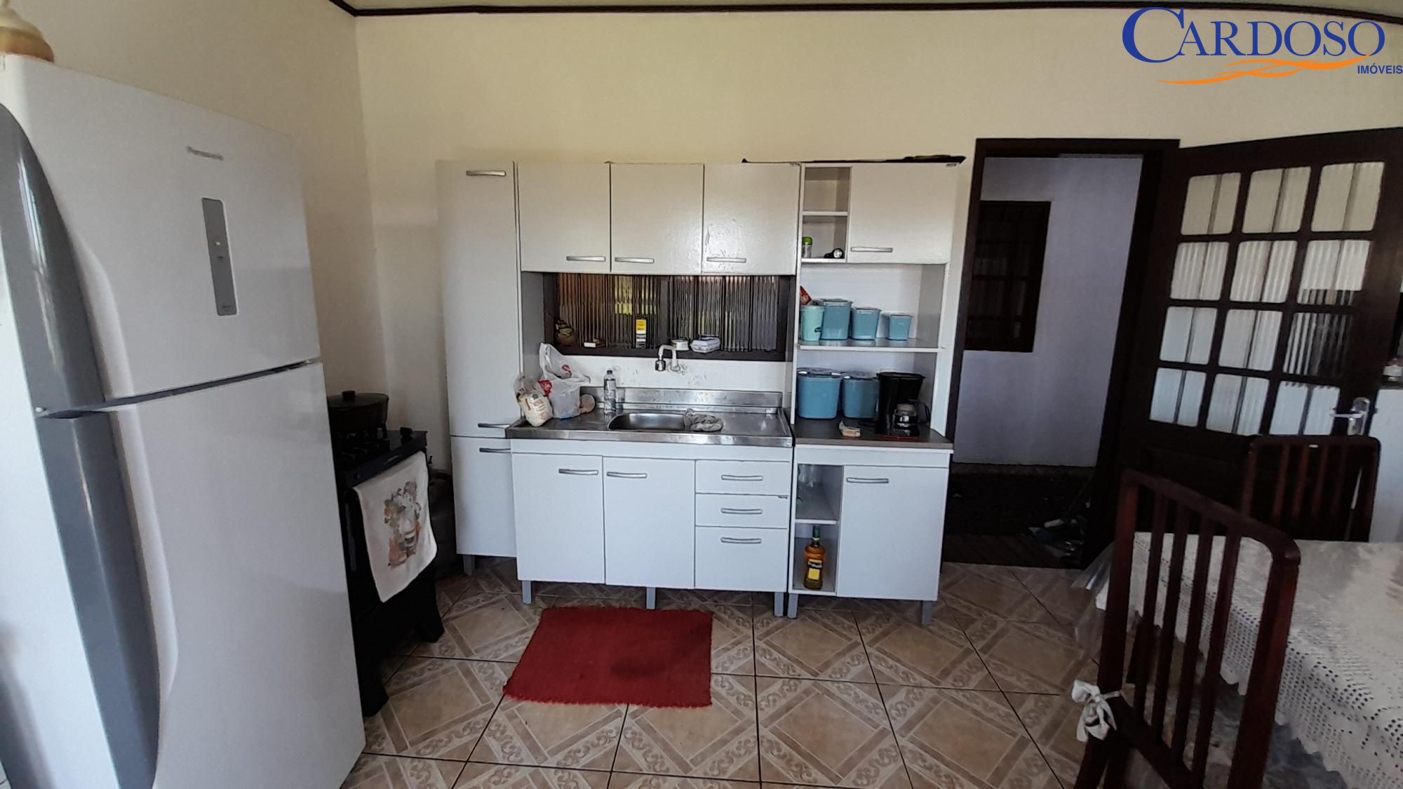 Casa à venda com 4 quartos, 100m² - Foto 3