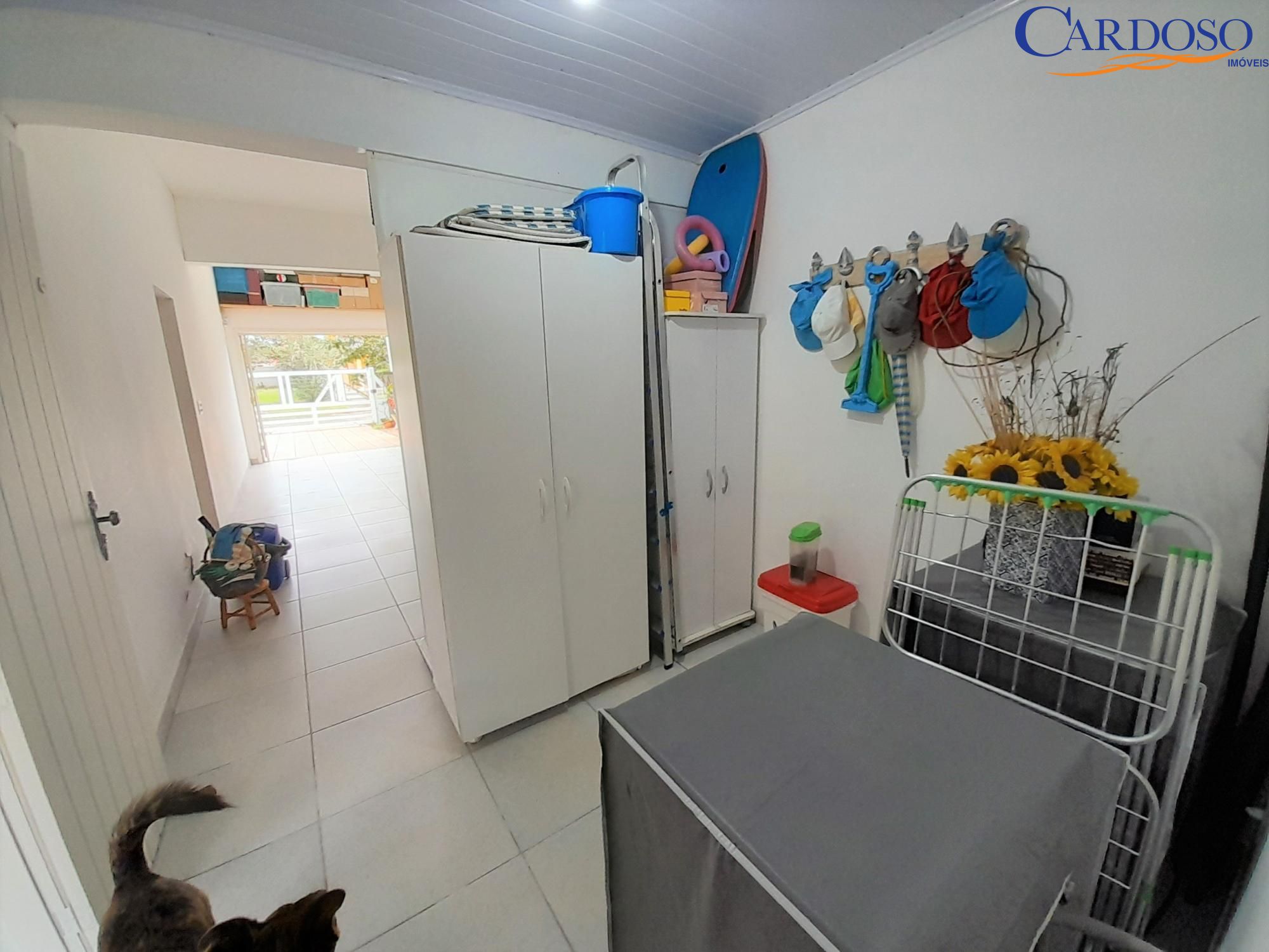 Casa à venda com 4 quartos, 250m² - Foto 27