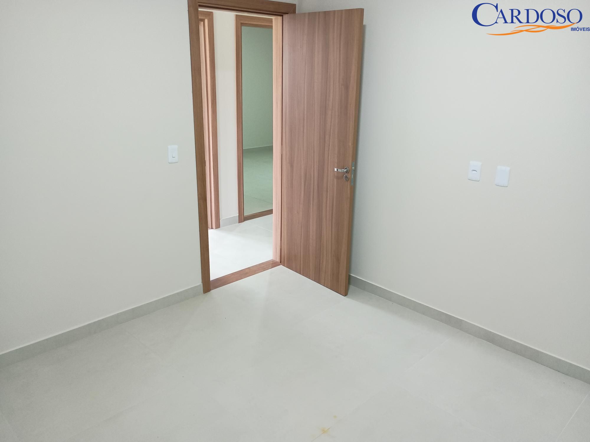 Casa à venda com 3 quartos, 120m² - Foto 17