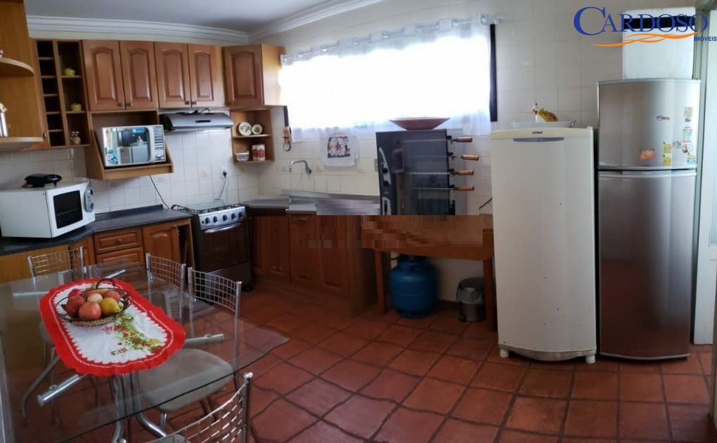 Apartamento à venda com 3 quartos, 150m² - Foto 2