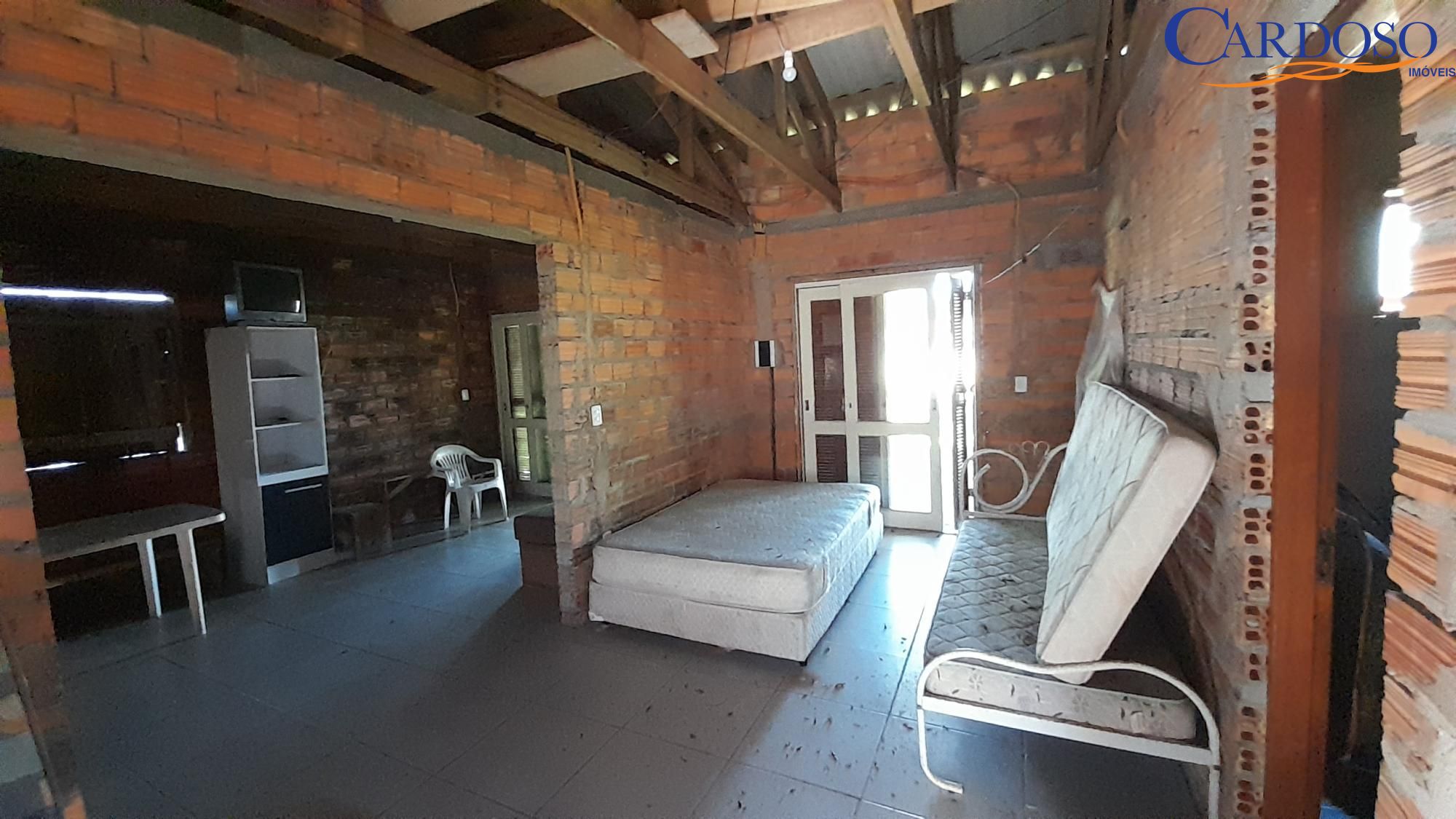Casa à venda com 1 quarto, 57m² - Foto 8
