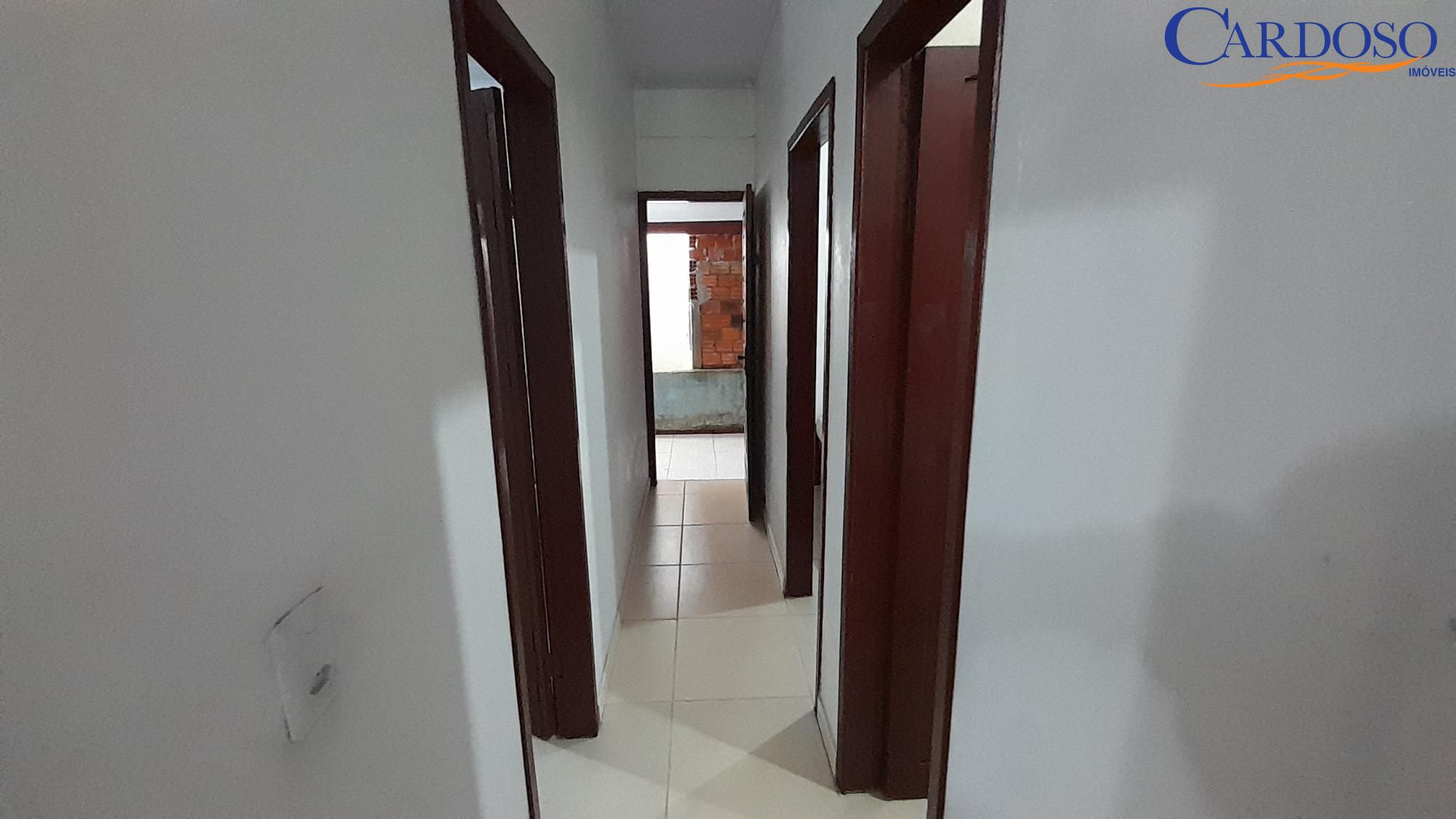 Casa à venda com 4 quartos, 90m² - Foto 5