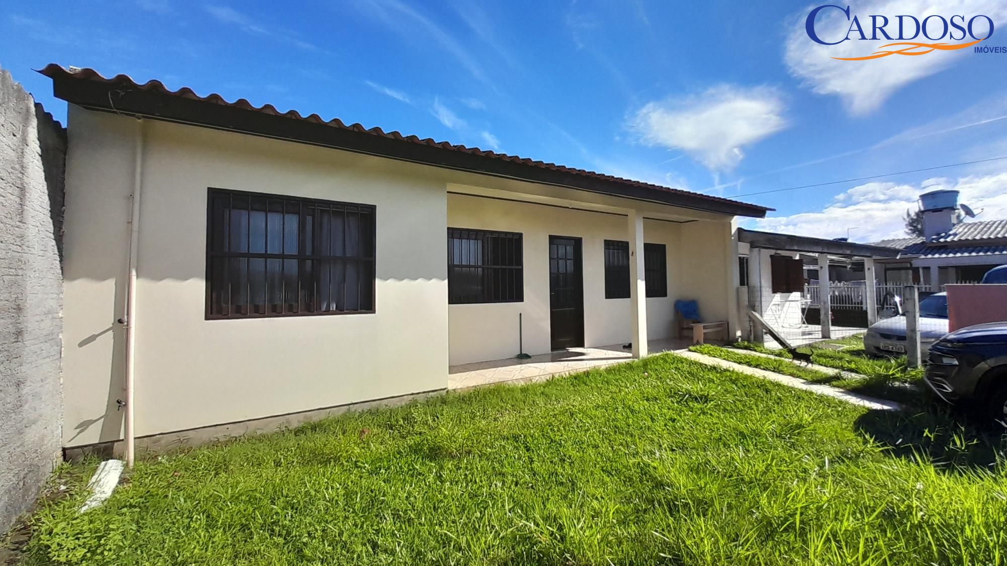 Casa à venda com 4 quartos, 100m² - Foto 2