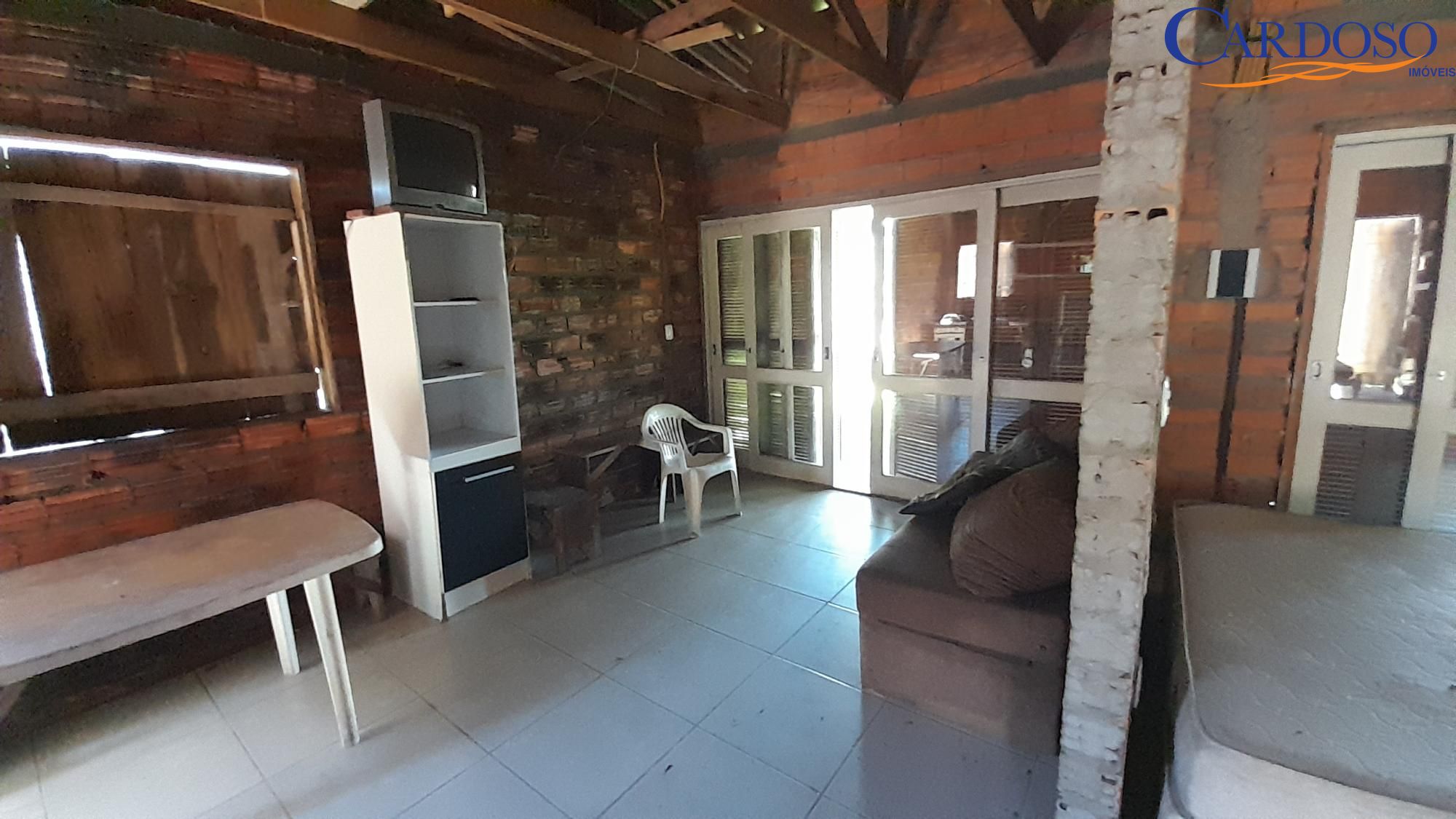 Casa à venda com 1 quarto, 57m² - Foto 3