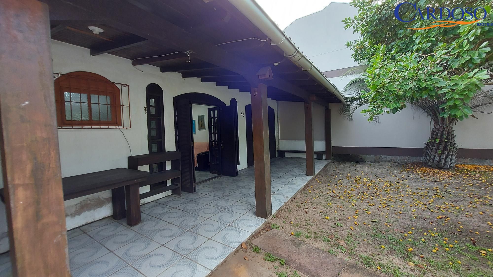 Casa com 2 Dormitórios à venda, 75 m² por R$ 228.000,00