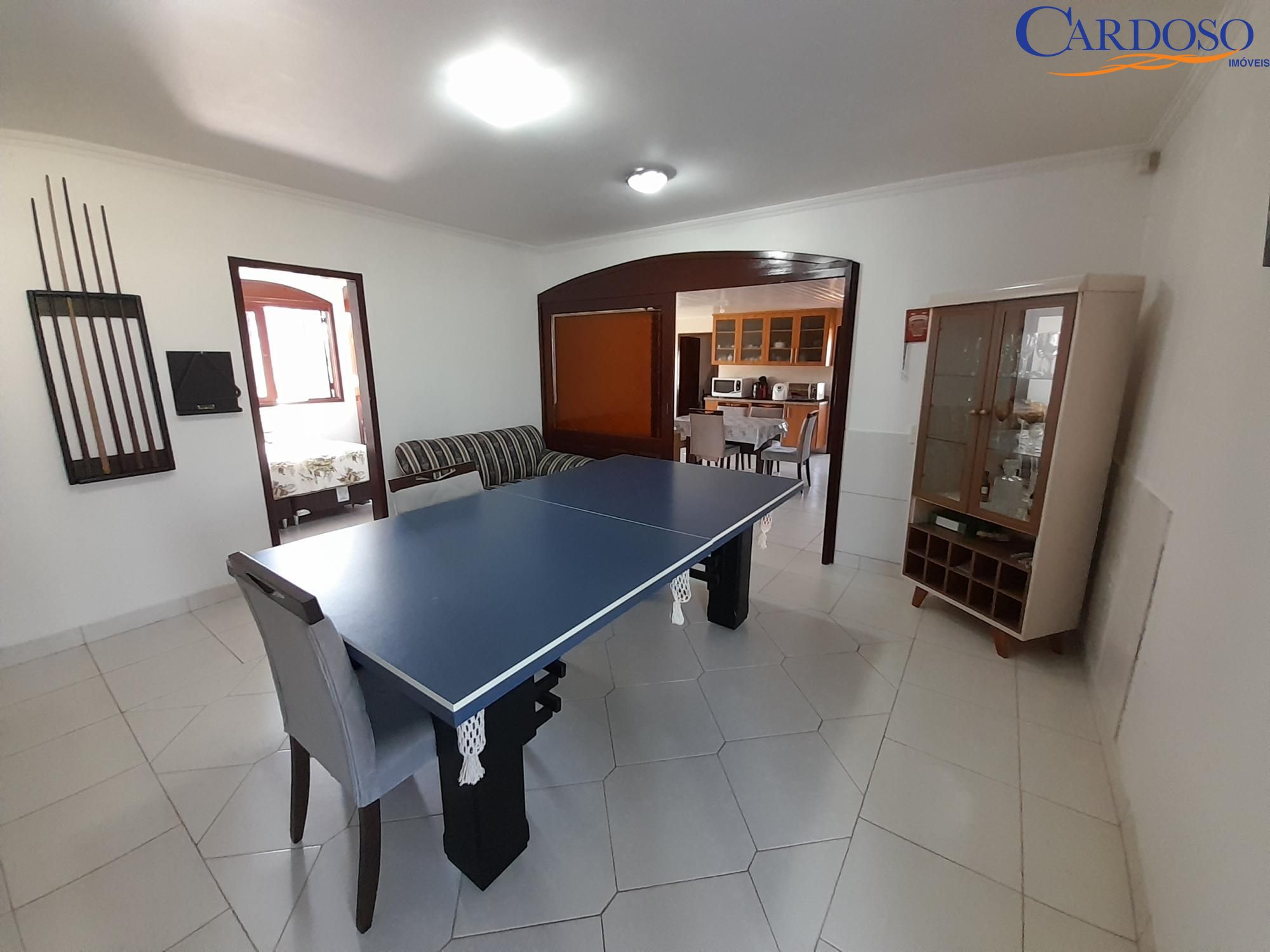 Casa à venda com 6 quartos, 264m² - Foto 12