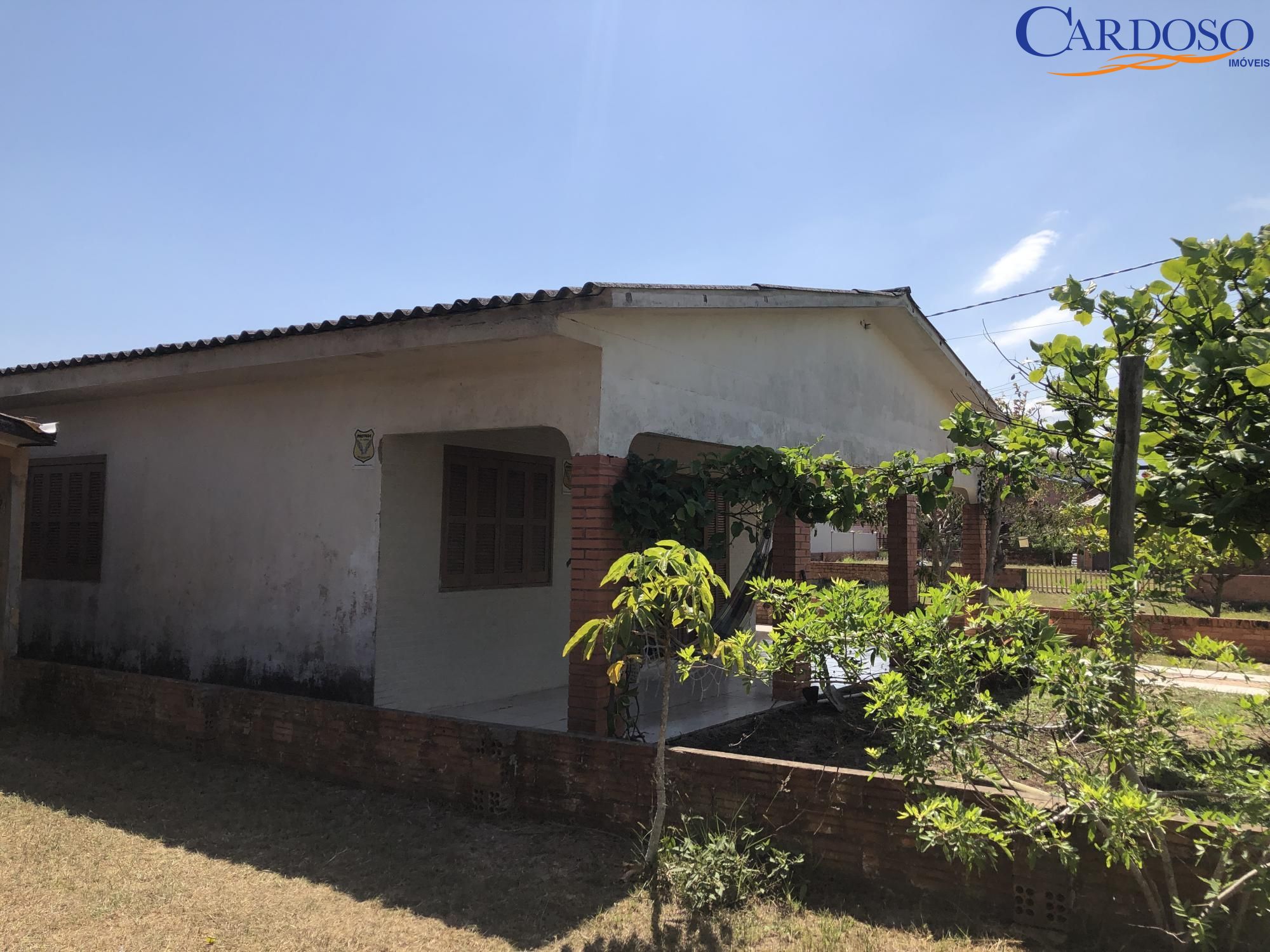 Casa à venda com 3 quartos, 140m² - Foto 2