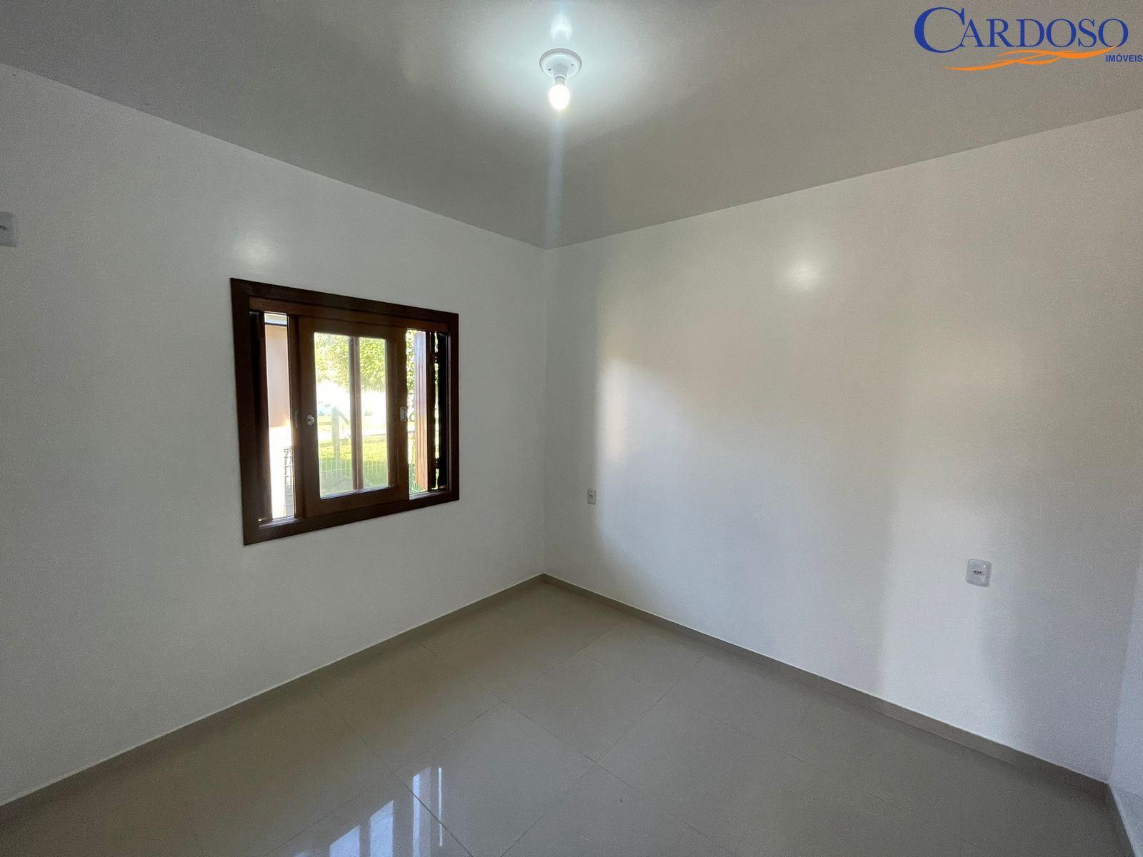 Casa à venda com 3 quartos, 108m² - Foto 18