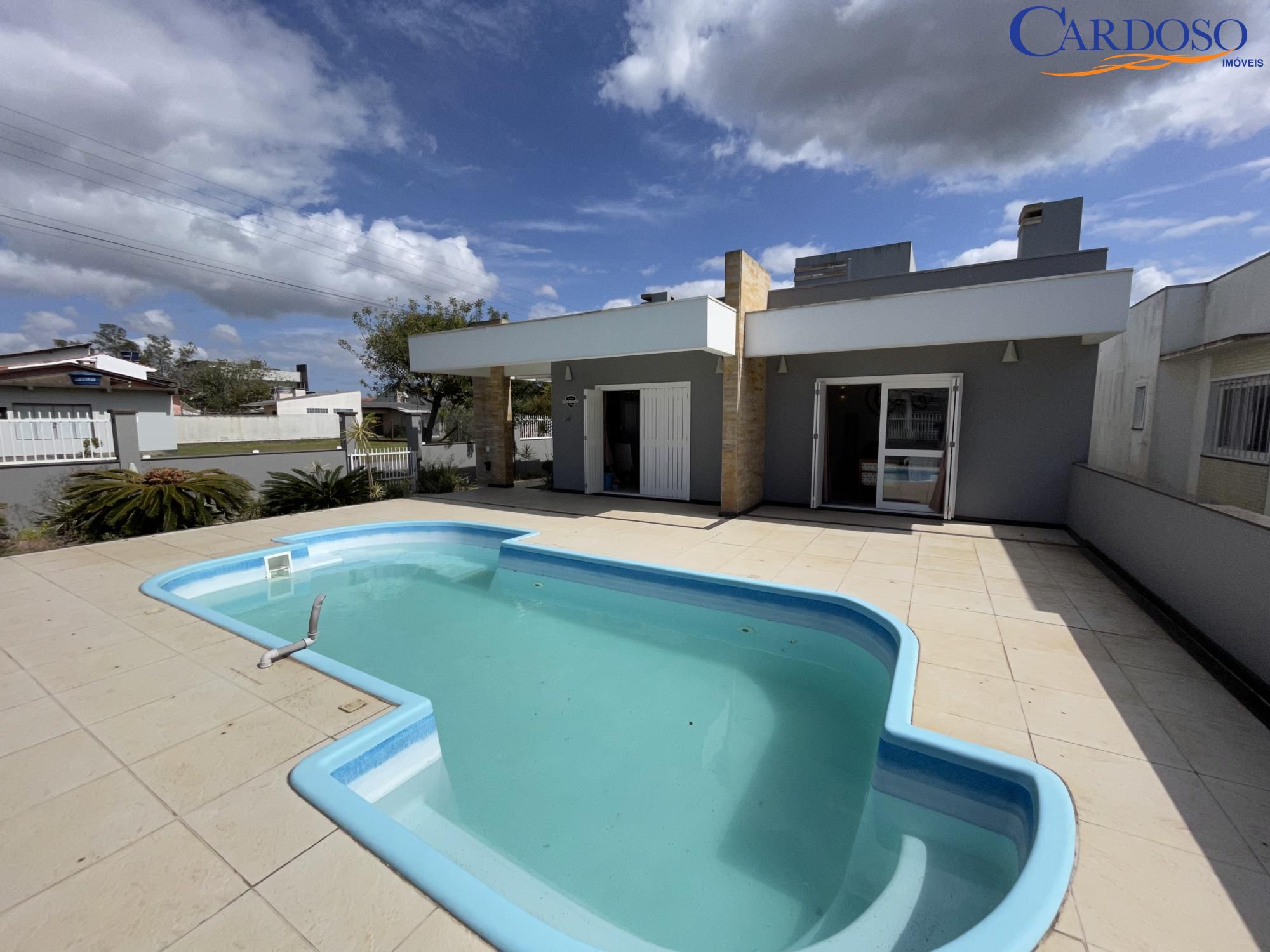 Casa, 3 quartos, 155 m² - Foto 1