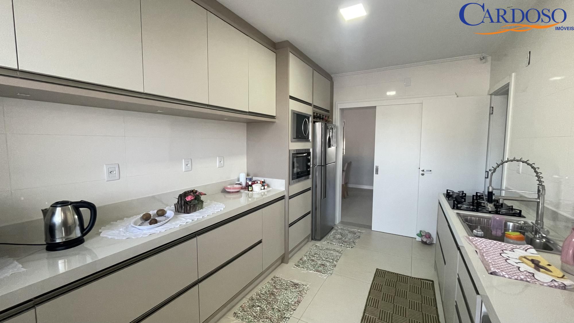 Casa, 4 quartos, 230 m² - Foto 9