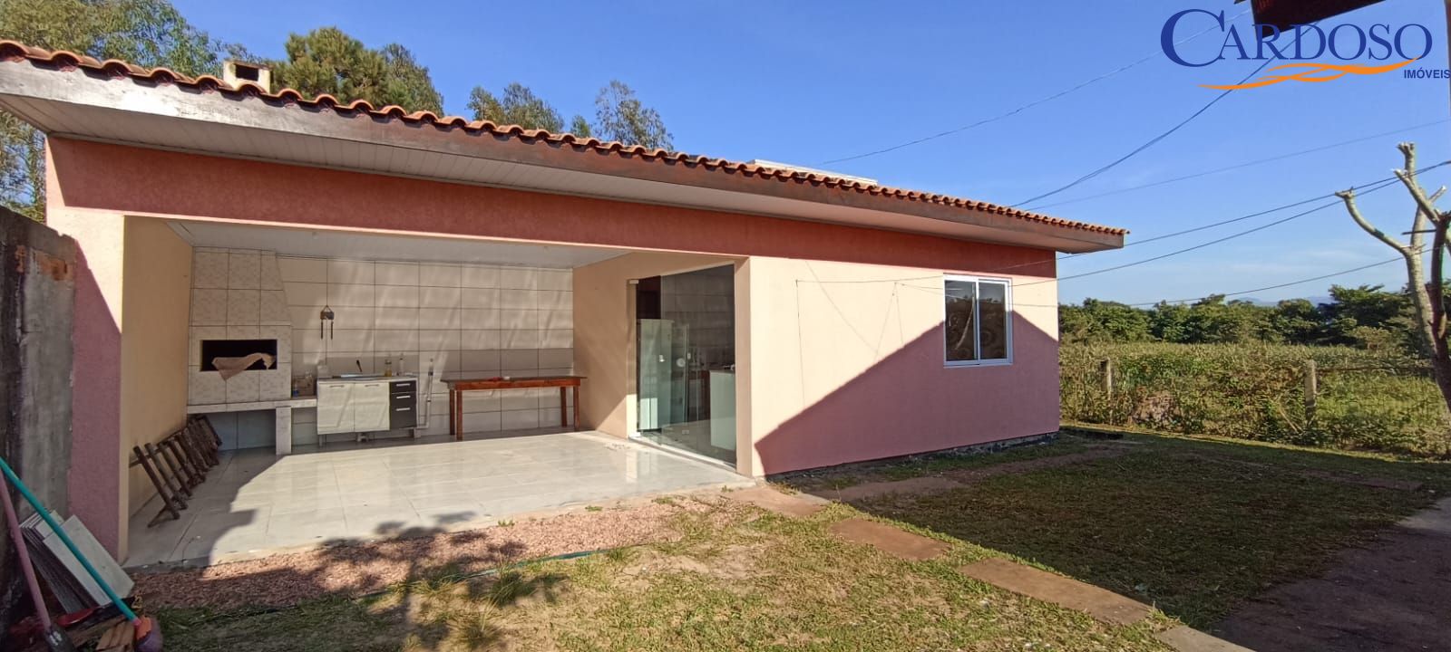 Casa à venda com 4 quartos, 121m² - Foto 11