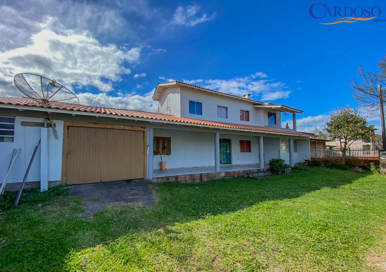 Casa, 4 quartos, 230 m² - Foto 1