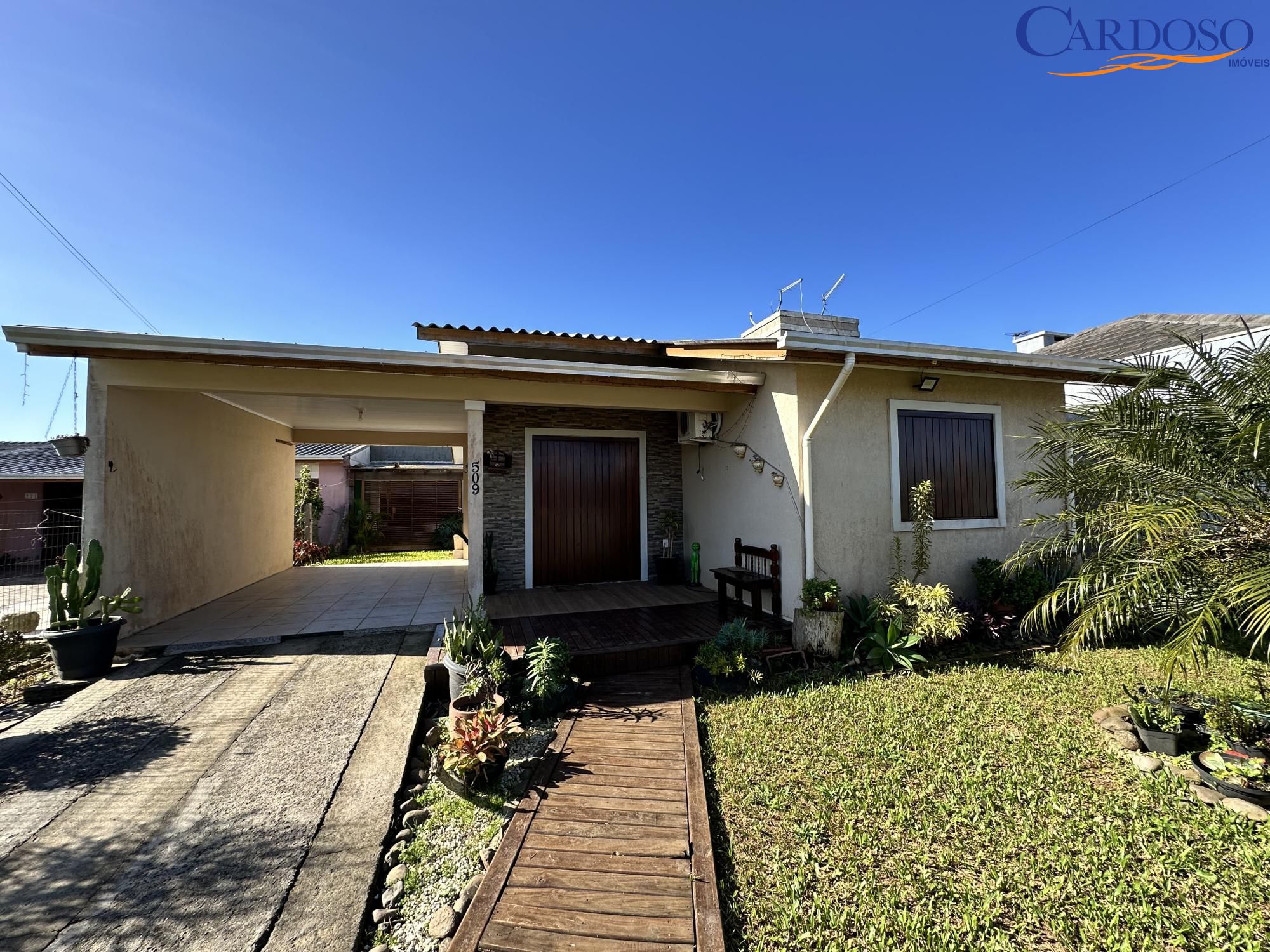 Casa à venda com 3 quartos, 150m² - Foto 2