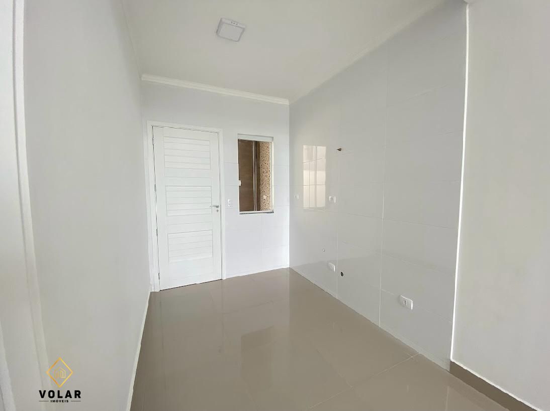 Casa à venda com 3 quartos, 68m² - Foto 6