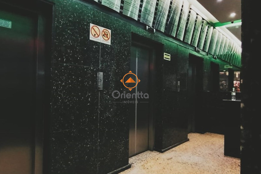 Sala Comercial com 21m² no bairro Centro Histórico em Porto Alegre para Comprar