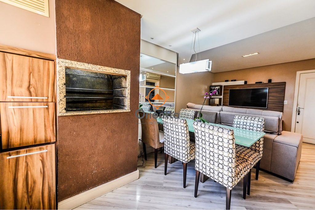 Apartamento com 77m², 2 dormitórios no bairro Cristo Redentor em Porto Alegre para Comprar