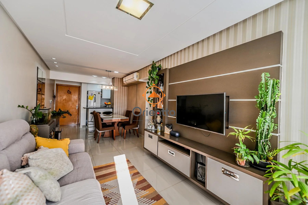 Apartamento com 71m², 3 dormitórios no bairro Cavalhada em Porto Alegre para Comprar