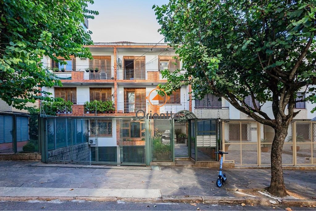Apartamento com 82m², 2 dormitórios no bairro Petrópolis em Porto Alegre para Comprar