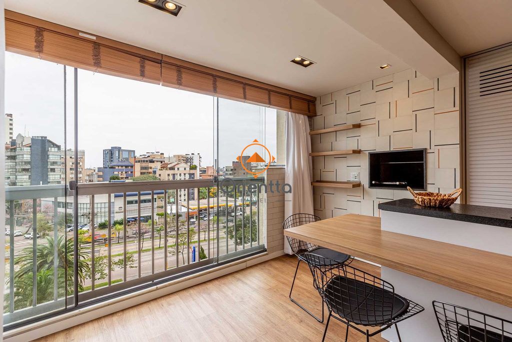 Apartamento com 56m², 1 dormitório no bairro Três Figueiras em Porto Alegre para Comprar